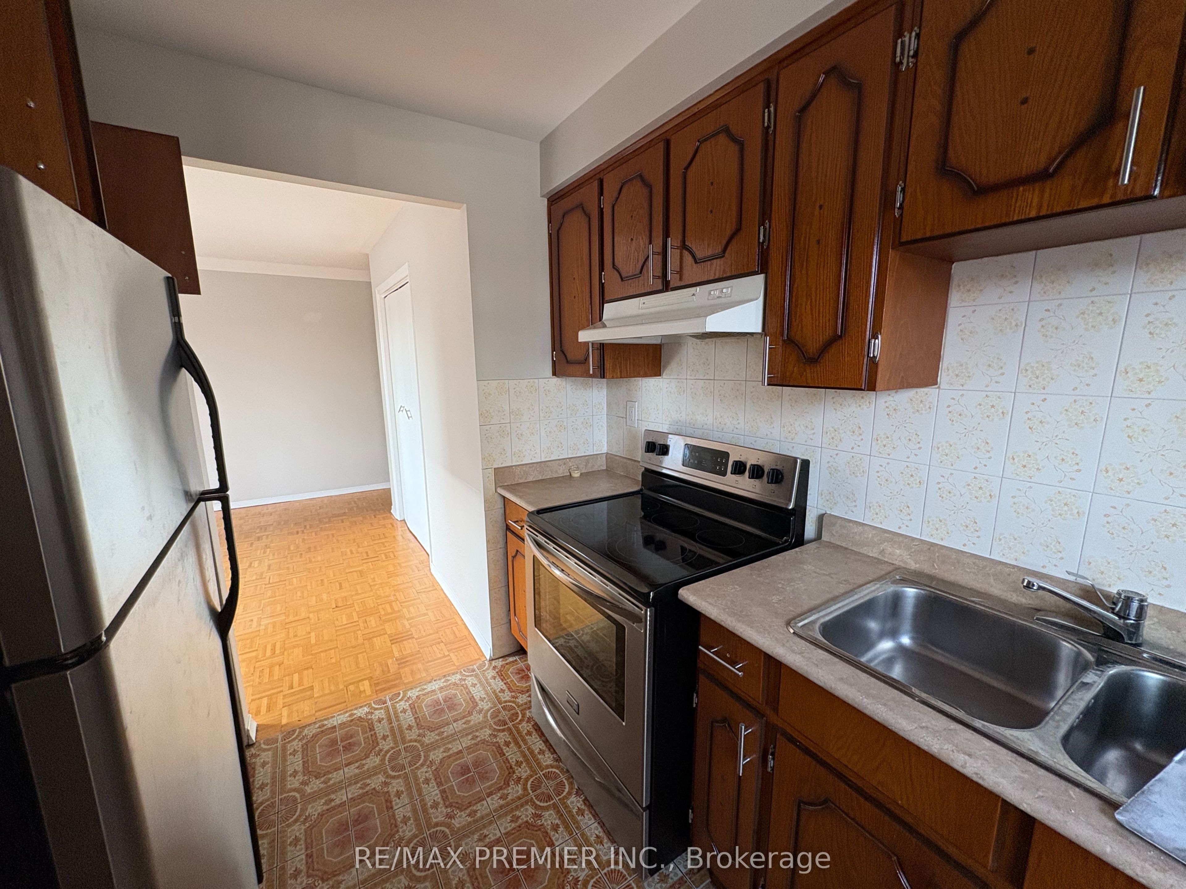 Unit 2 - 7955 Kipling Avenue, Vaughan 3