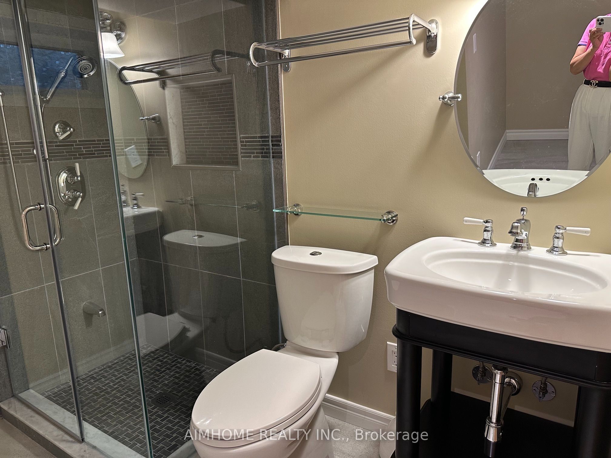 Unit Apartment - 35 Royal Orchard Unit Boulevard, Markham 5