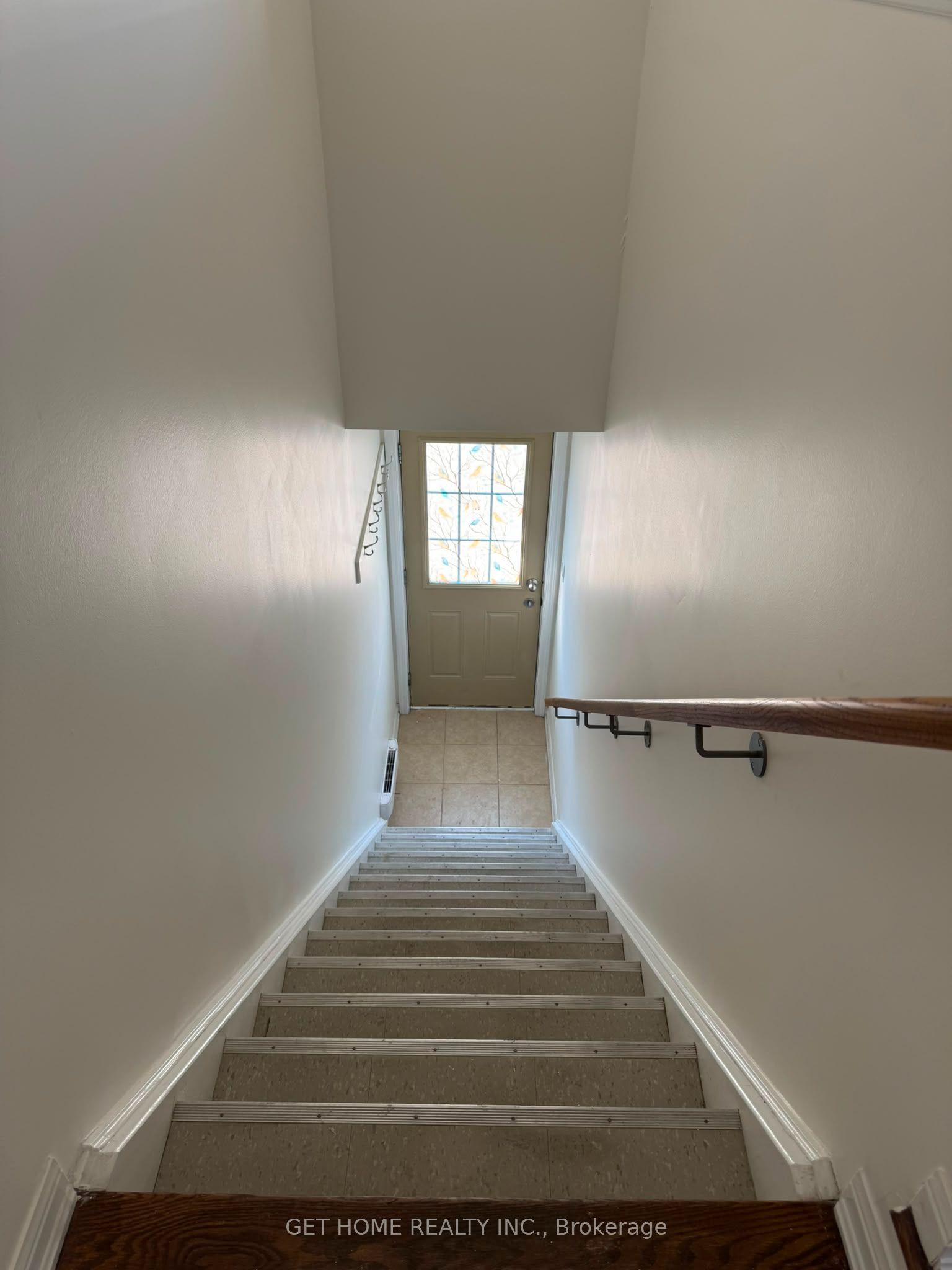 Unit Coach house - 5 Raven Cross Avenue, Markham 3