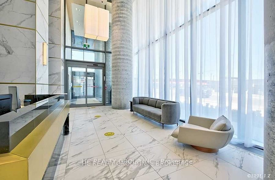 Unit 2807 - 950 Portage Parkway, Vaughan 2