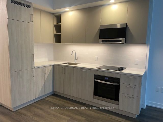 Unit 1404 - 21 Meadowvale Road, Vaughan 2