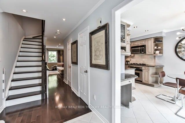 91 Confederation Way, Markham 3