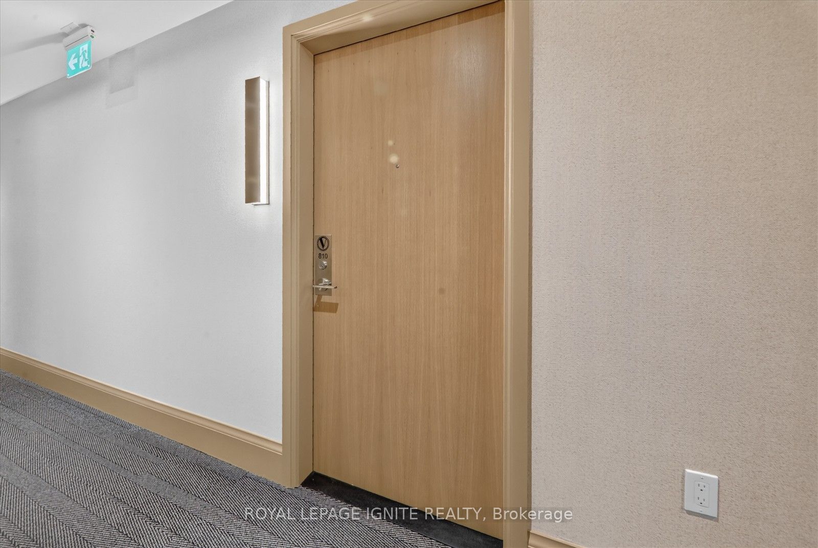 Unit 810A - 5 Meadowdale Road, Vaughan 3