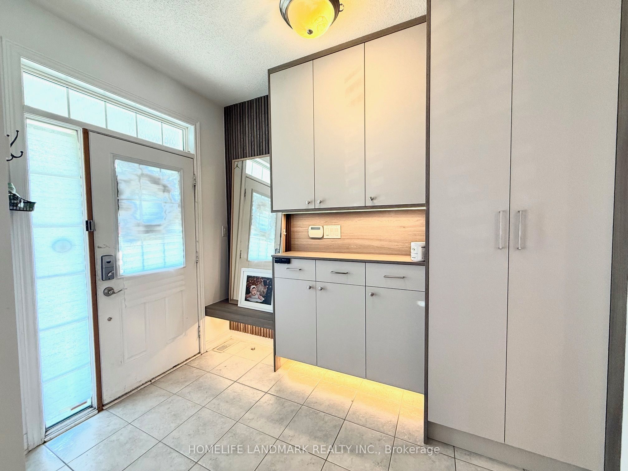 8 Church View Avenue, Markham 2
