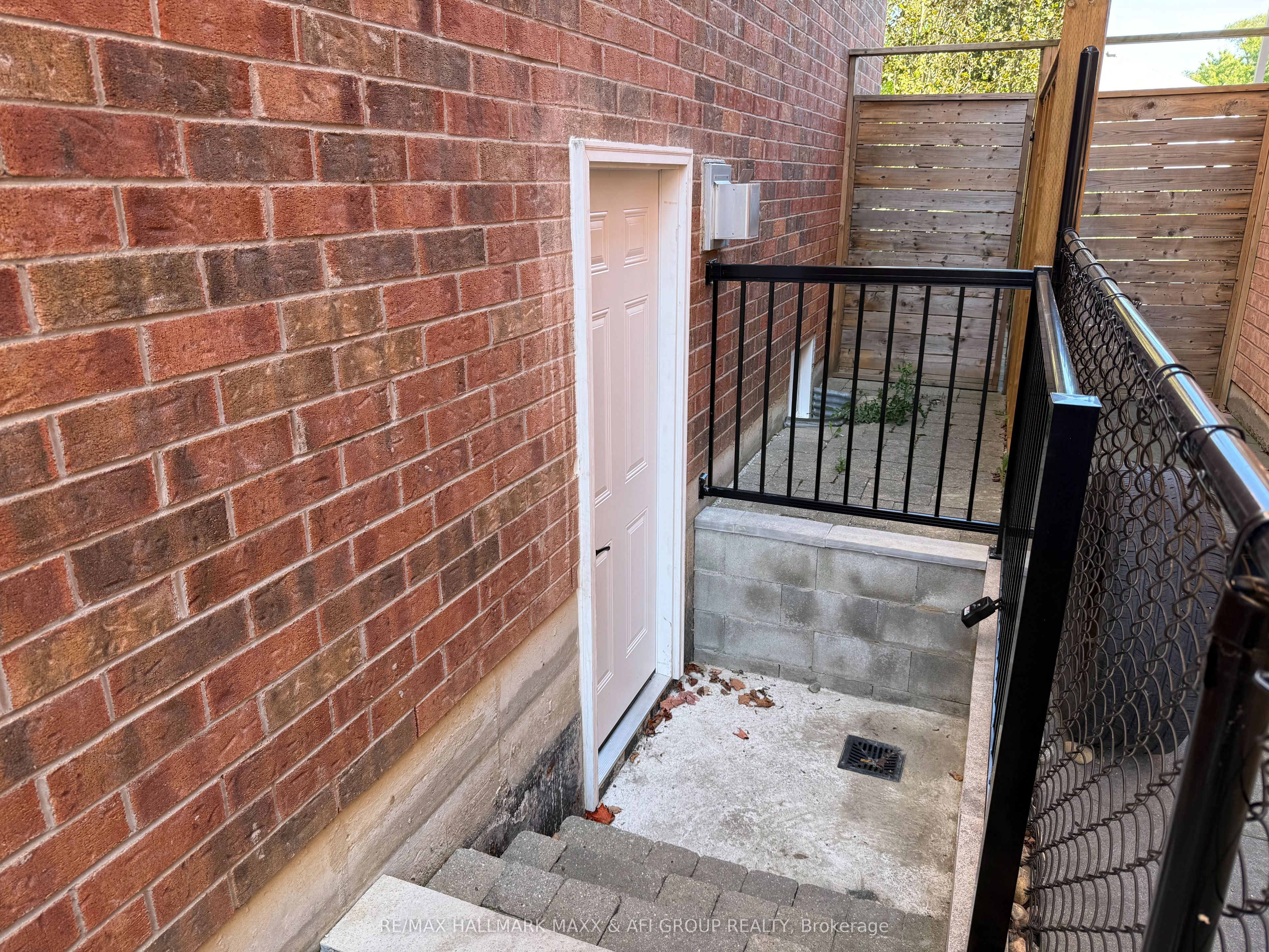 Unit Basement - 83 Aloe Avenue, Richmond Hill 3