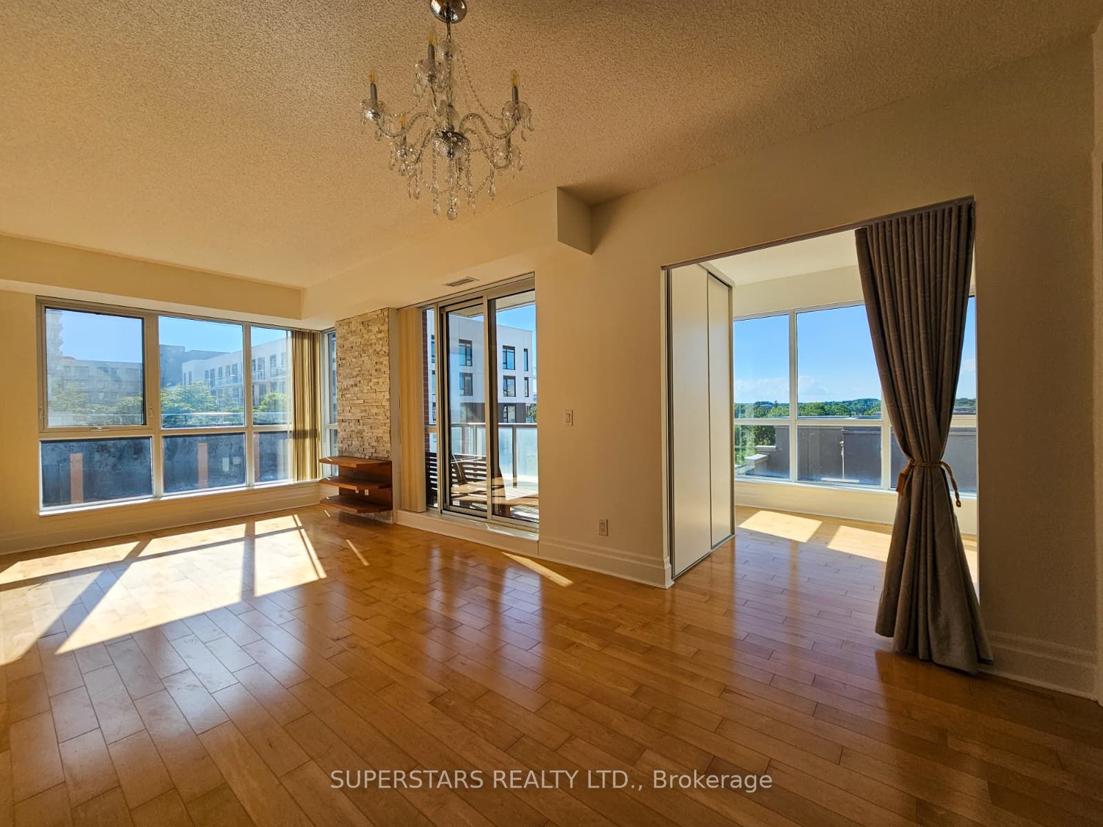 Unit 509 - 1 Upper Duke Crescent, Markham 4