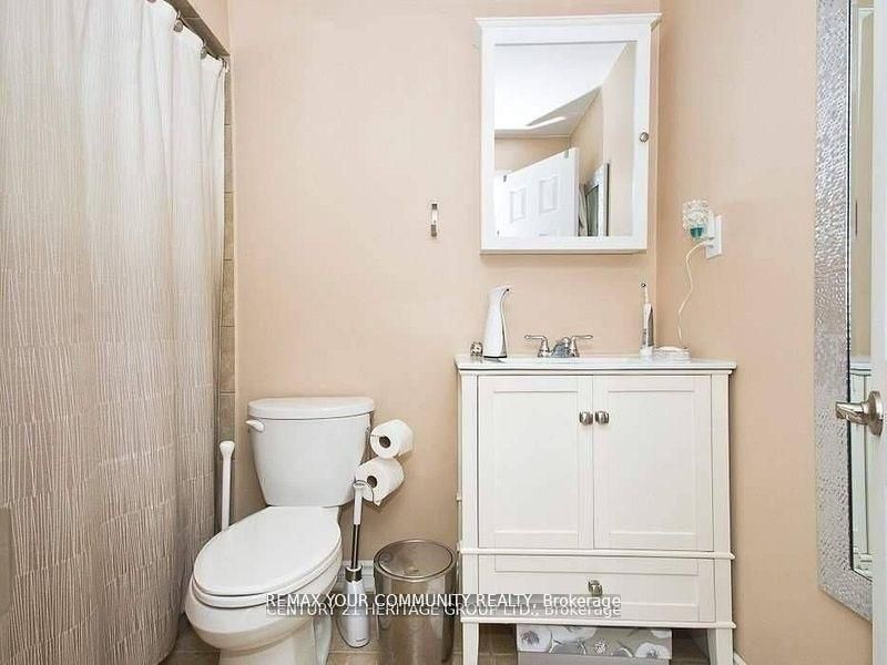 Unit Bsmt - 125 Timber Valley Avenue, Richmond Hill 5