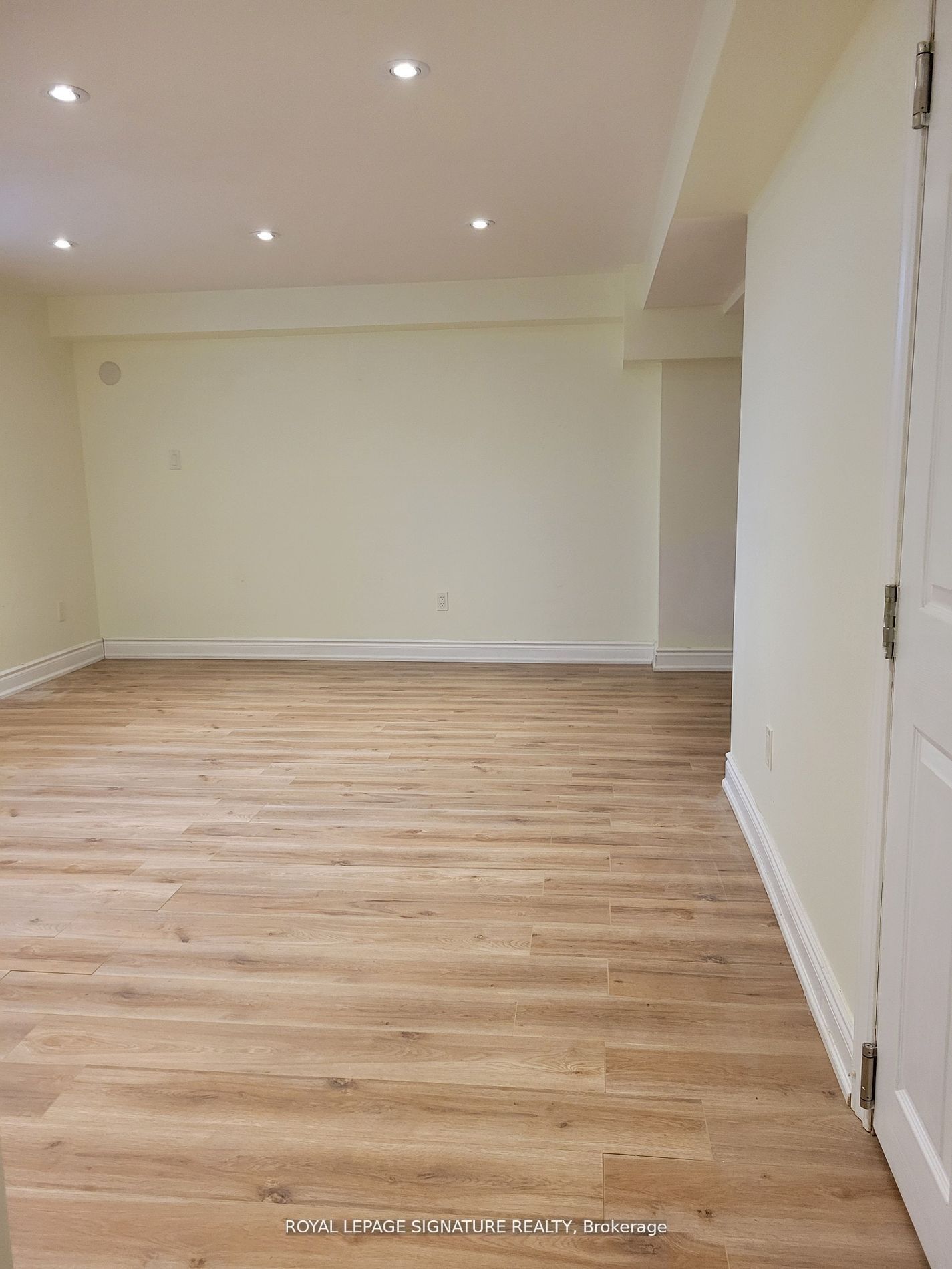 Unit Lower - 42 Ambleside Crescent, Markham 3