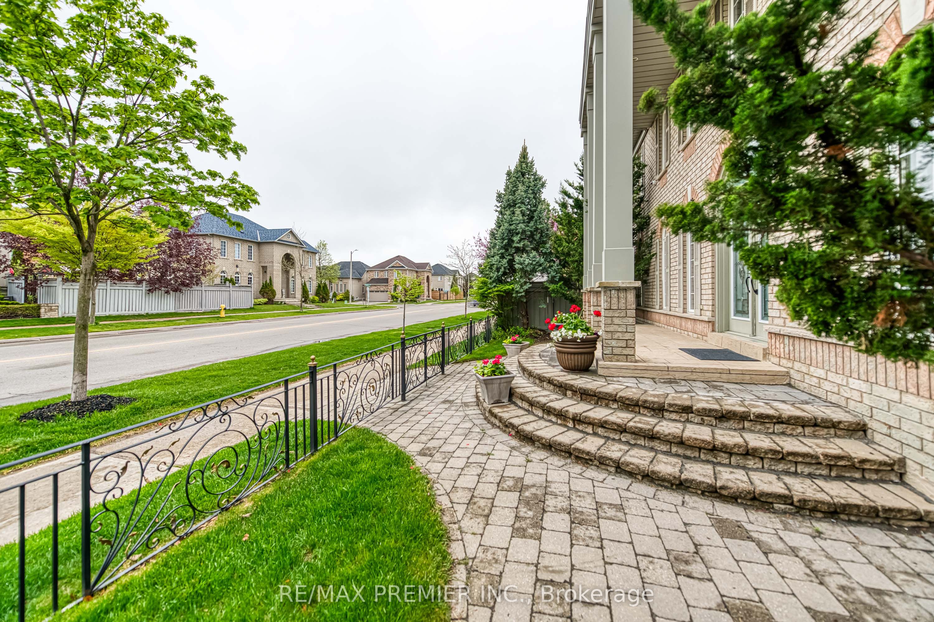 Unit Bsmt - 1 Johnswood Crescent, Vaughan 4