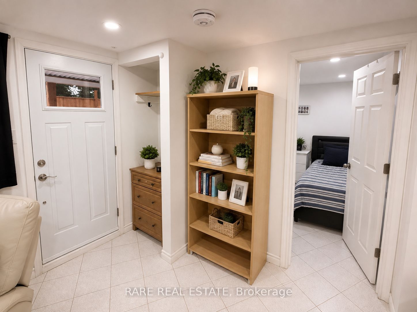Unit 1 - 130 Glen Shields Avenue, Vaughan 4
