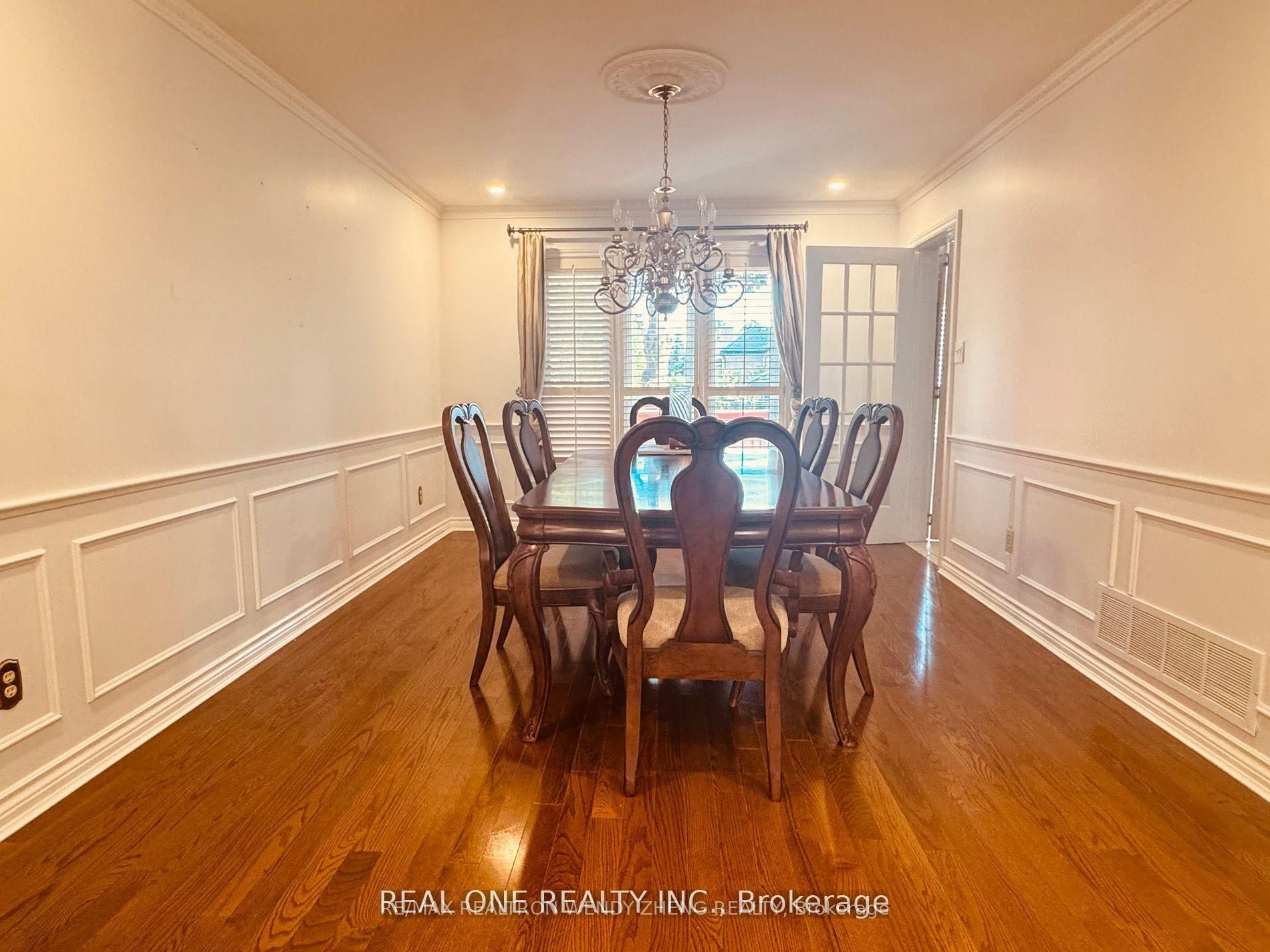 3 Elmsley Drive, Richmond Hill 5