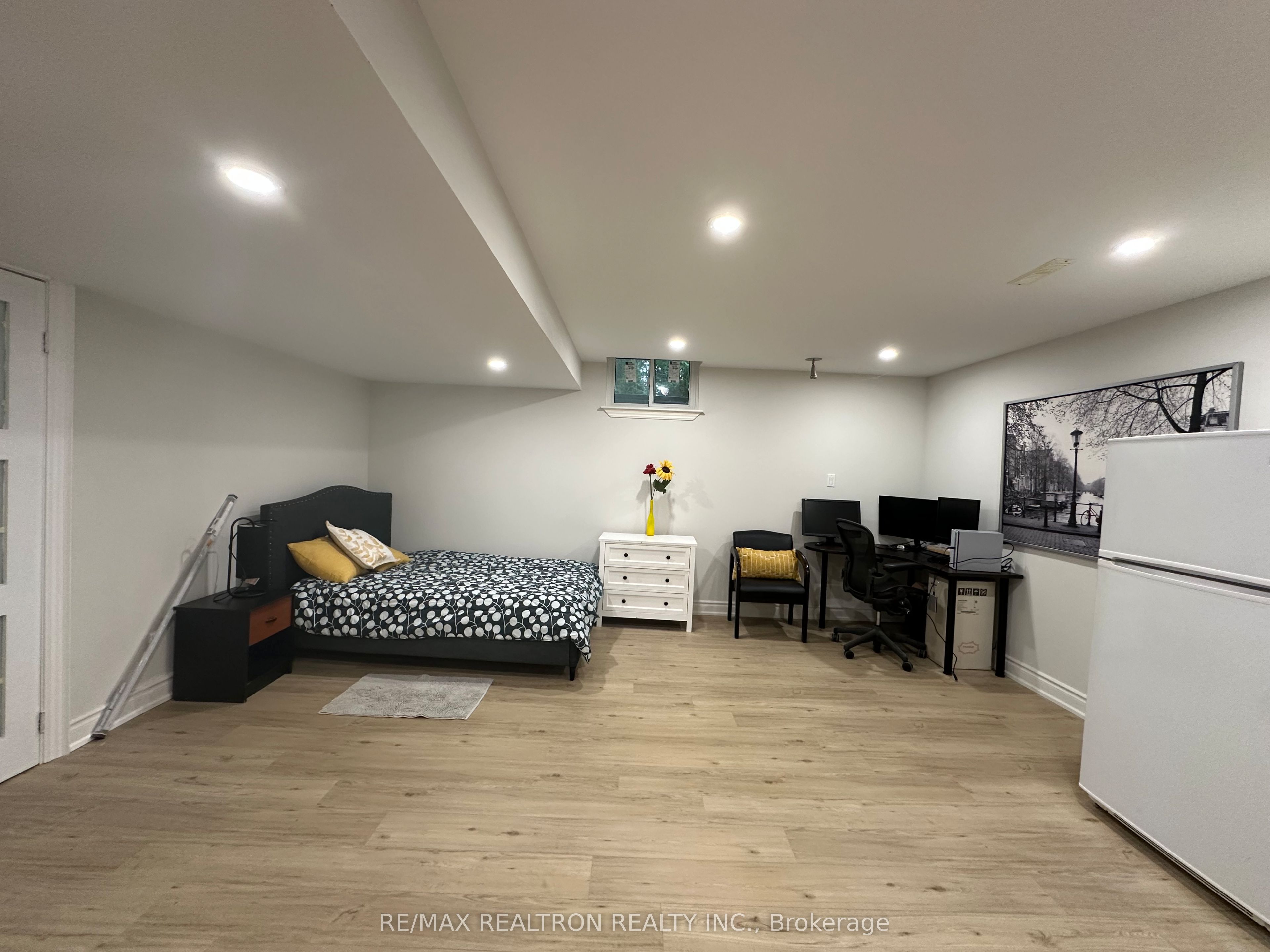 Unit Bsmt - 111 Spring Blossom Crescent, Markham 3