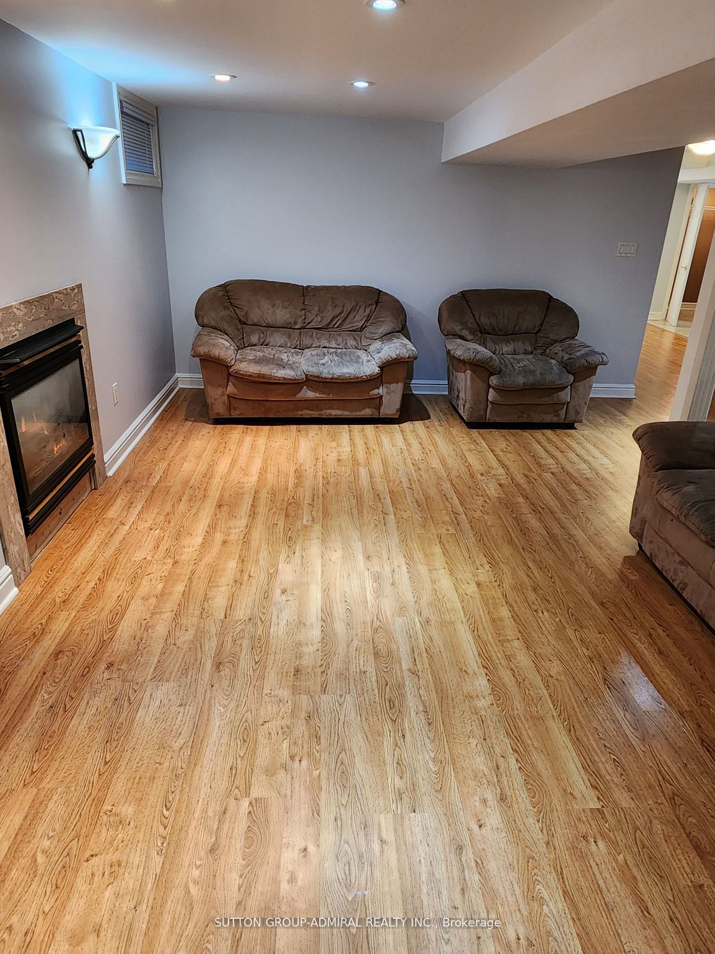 Unit Bsmt - 37 Shawn Place, Vaughan 3