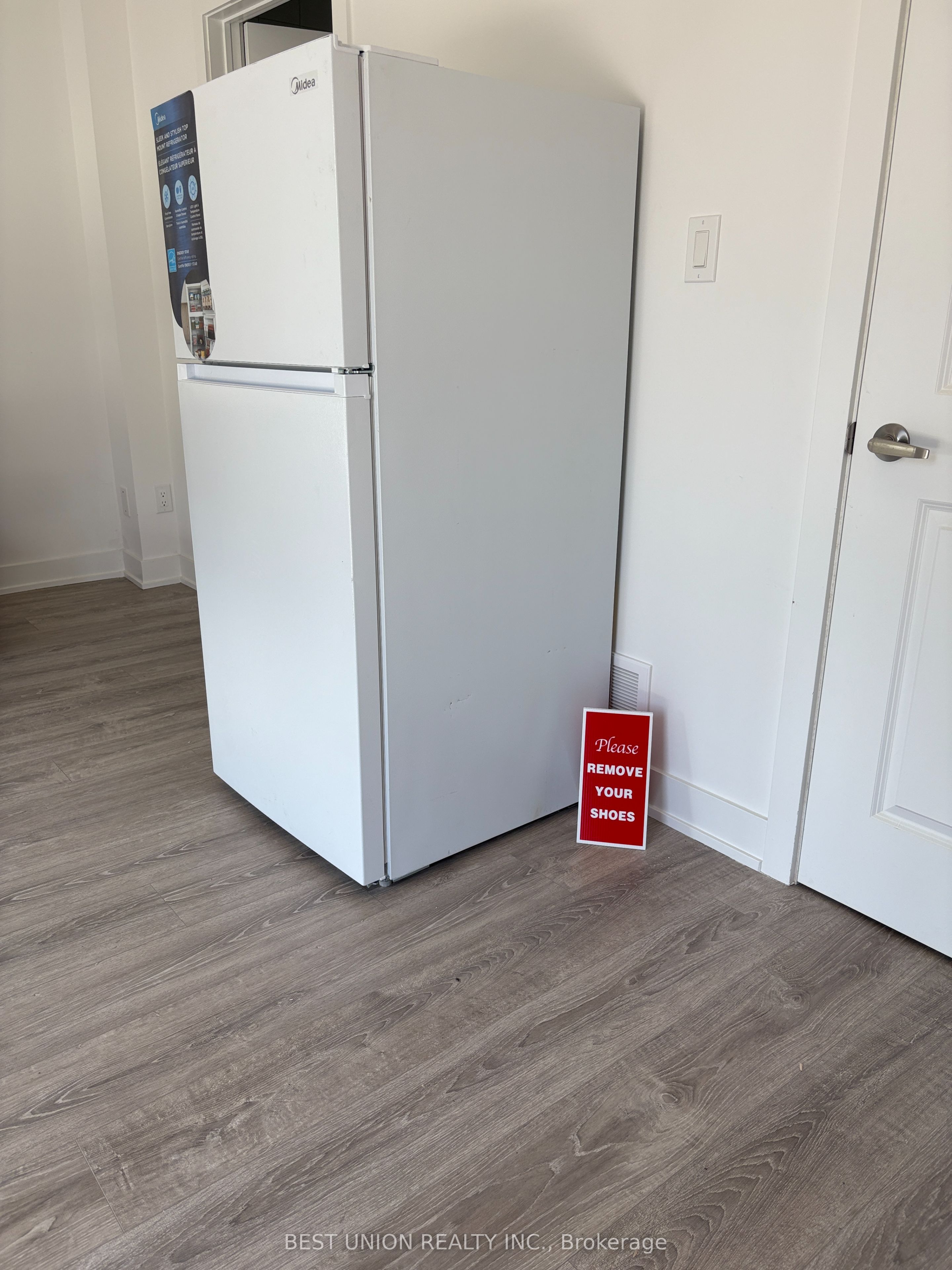 5506 Main Street, Whitchurch-Stouffville 3