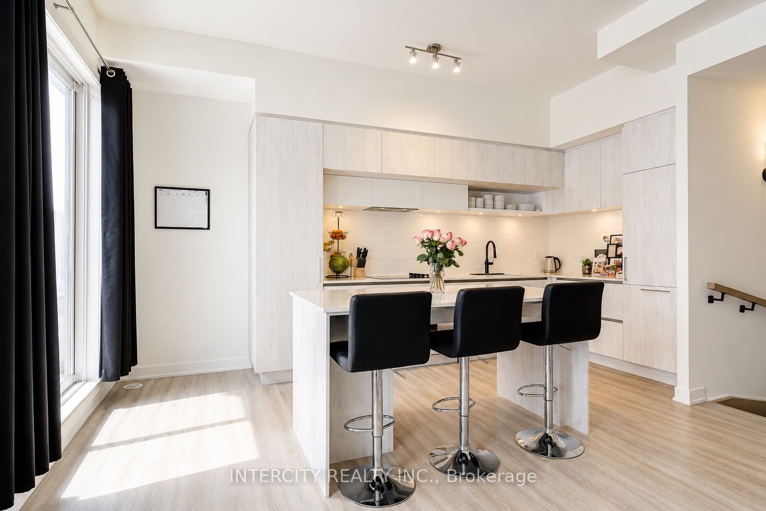 Unit 1504 - 11 David Eyer Road, Richmond Hill 3