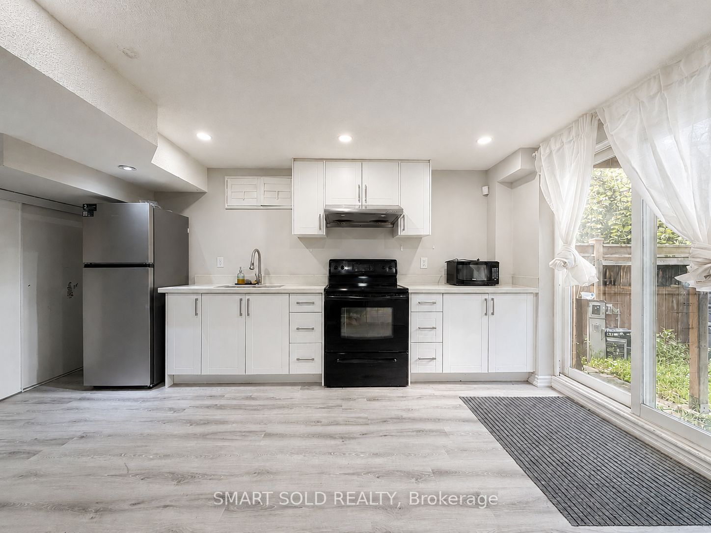 Unit Lower - 71 Dewpoint Road, Vaughan 4