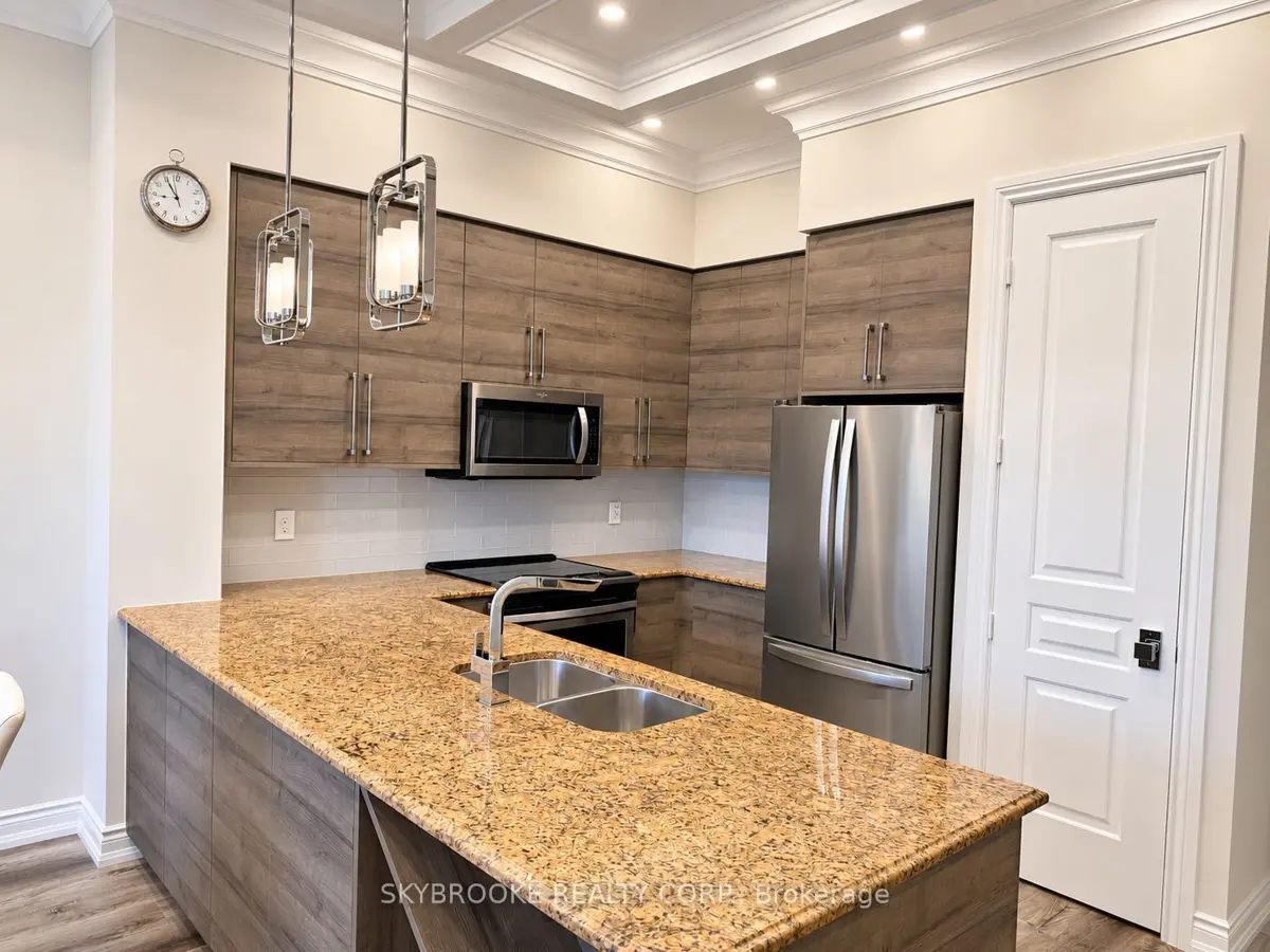108 - 9245 Jane Street, Vaughan, Ontario Listing History | HouseSigma