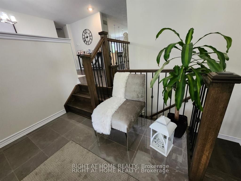 84 Diamond Valley Drive, Oro-Medonte 3