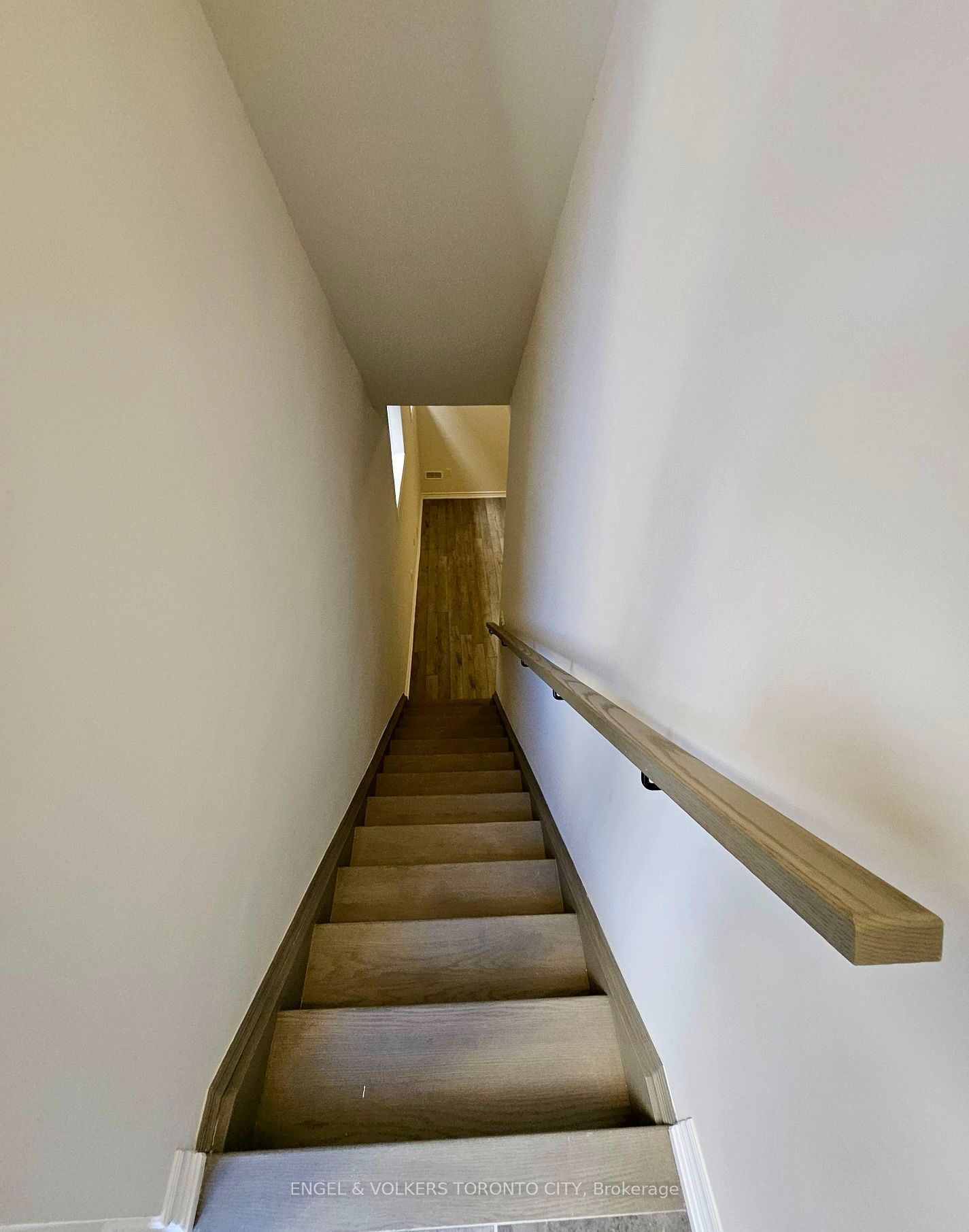 Unit Bsmt - 24 Ludlow Drive, Barrie 3