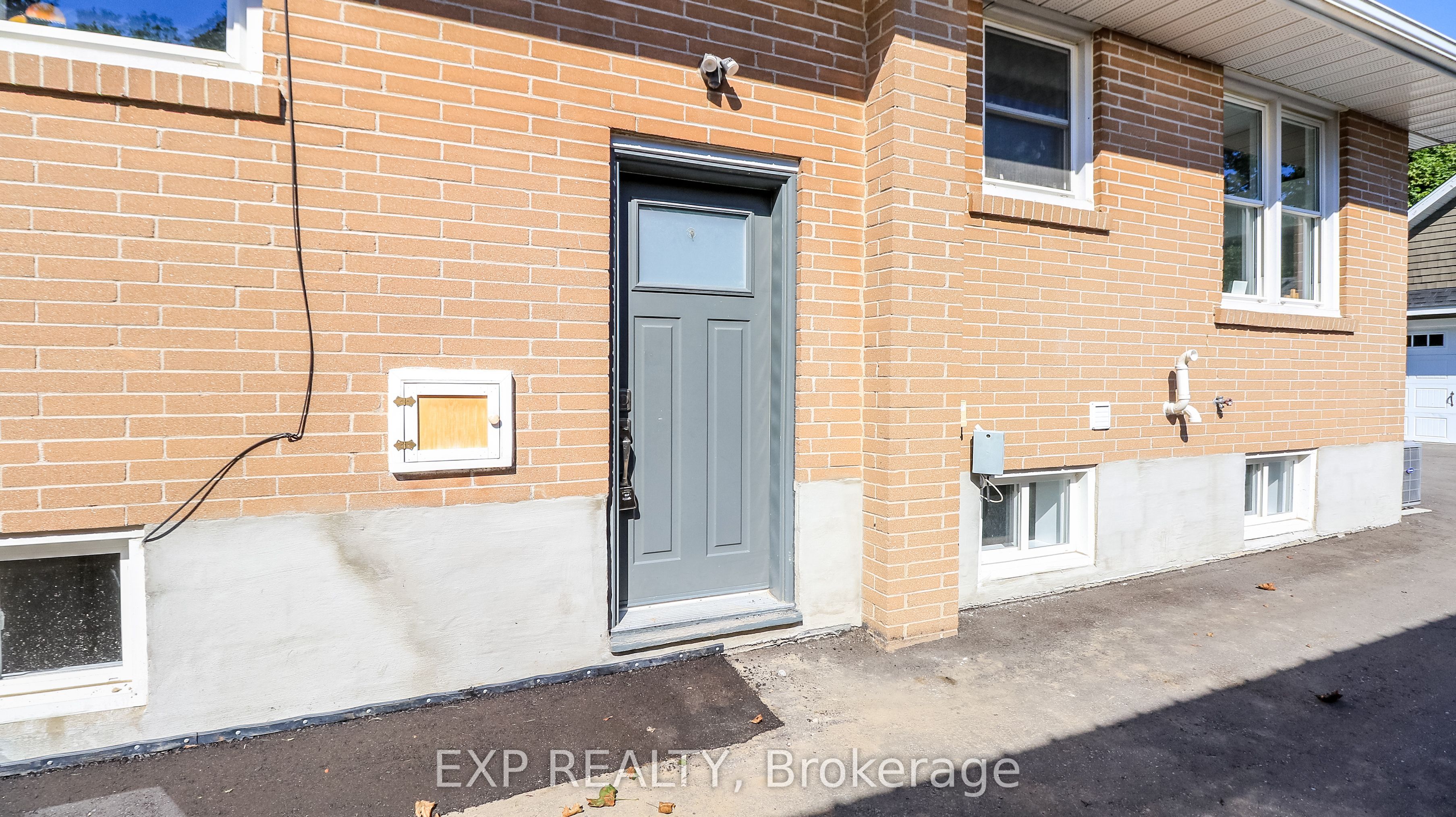 Unit Basement - 258 Napier Street, Barrie 4