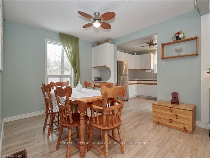 53 Lindale Avenue, Tiny 2