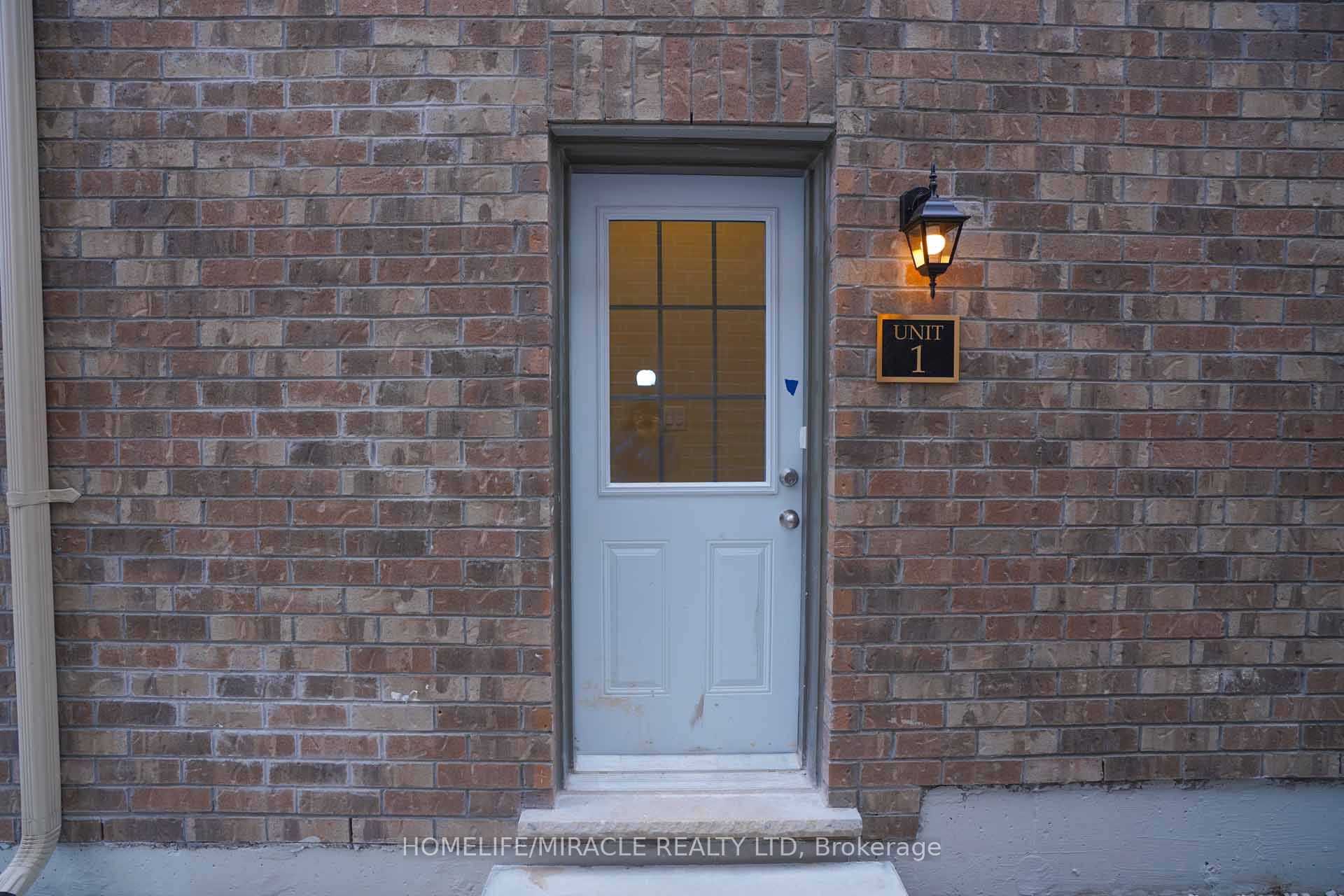 Unit Lower - 31 Prudhoe Terrace, Barrie 5