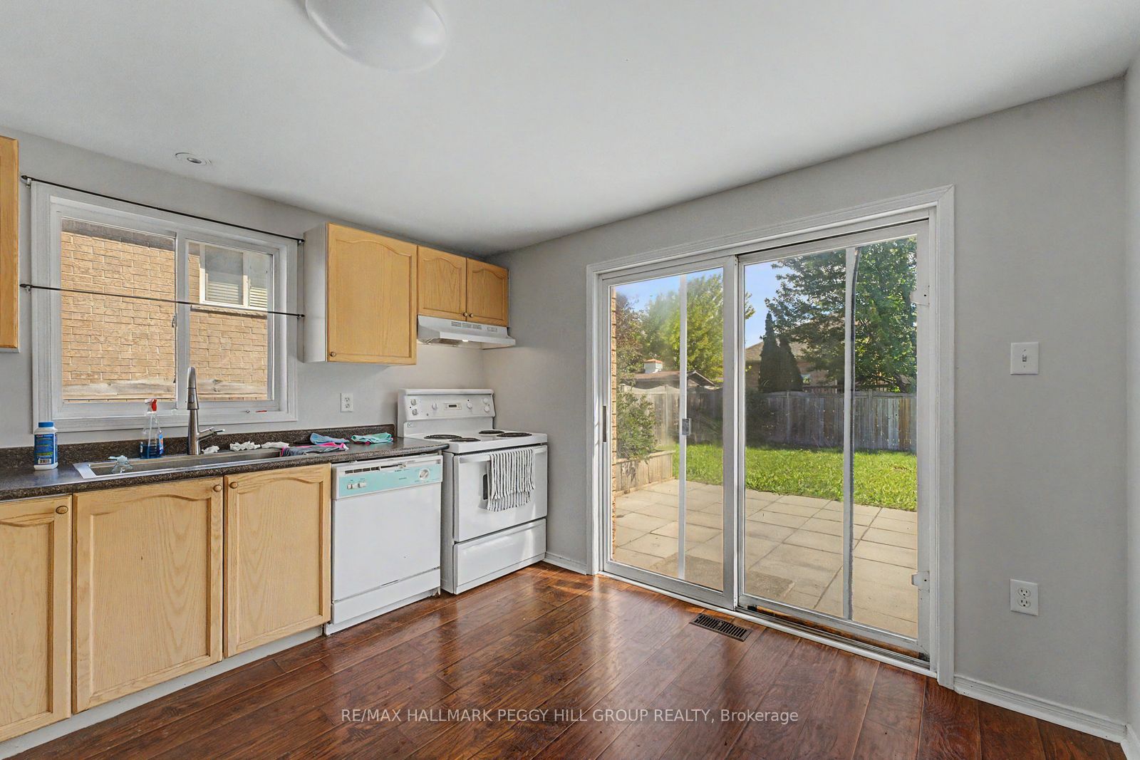 24 Dunsmore Lane, Barrie 5