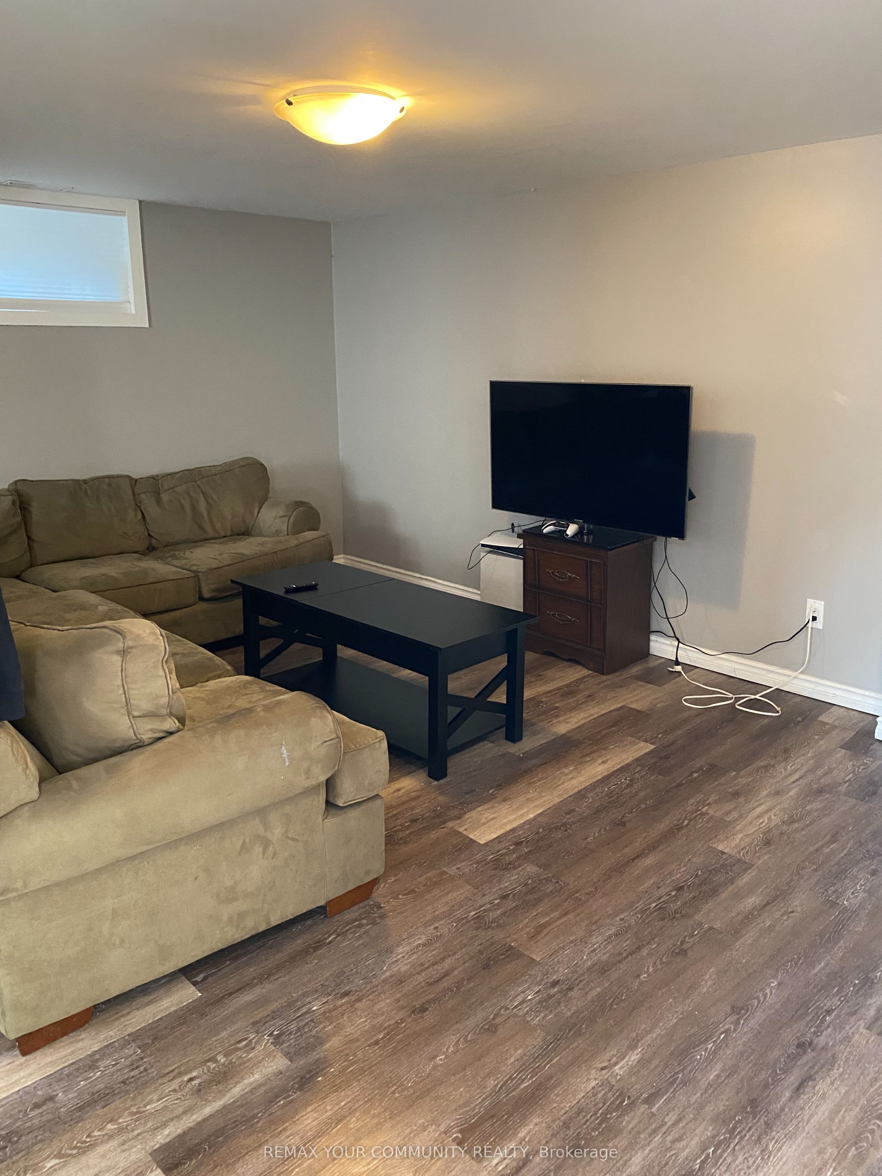 Unit basement - 188 St Vincent Street, Barrie 3