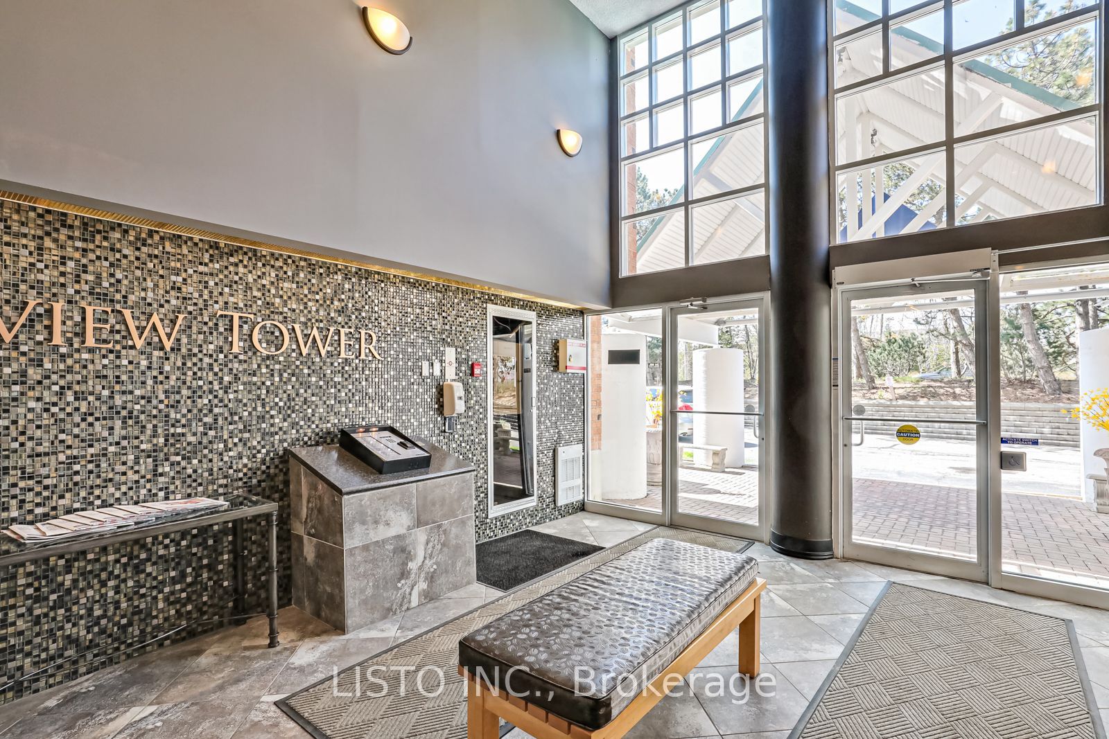 Unit 905 - 24 Ramblings Way, Collingwood 4
