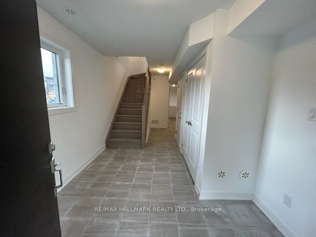 48 Spry Lane, Barrie 4