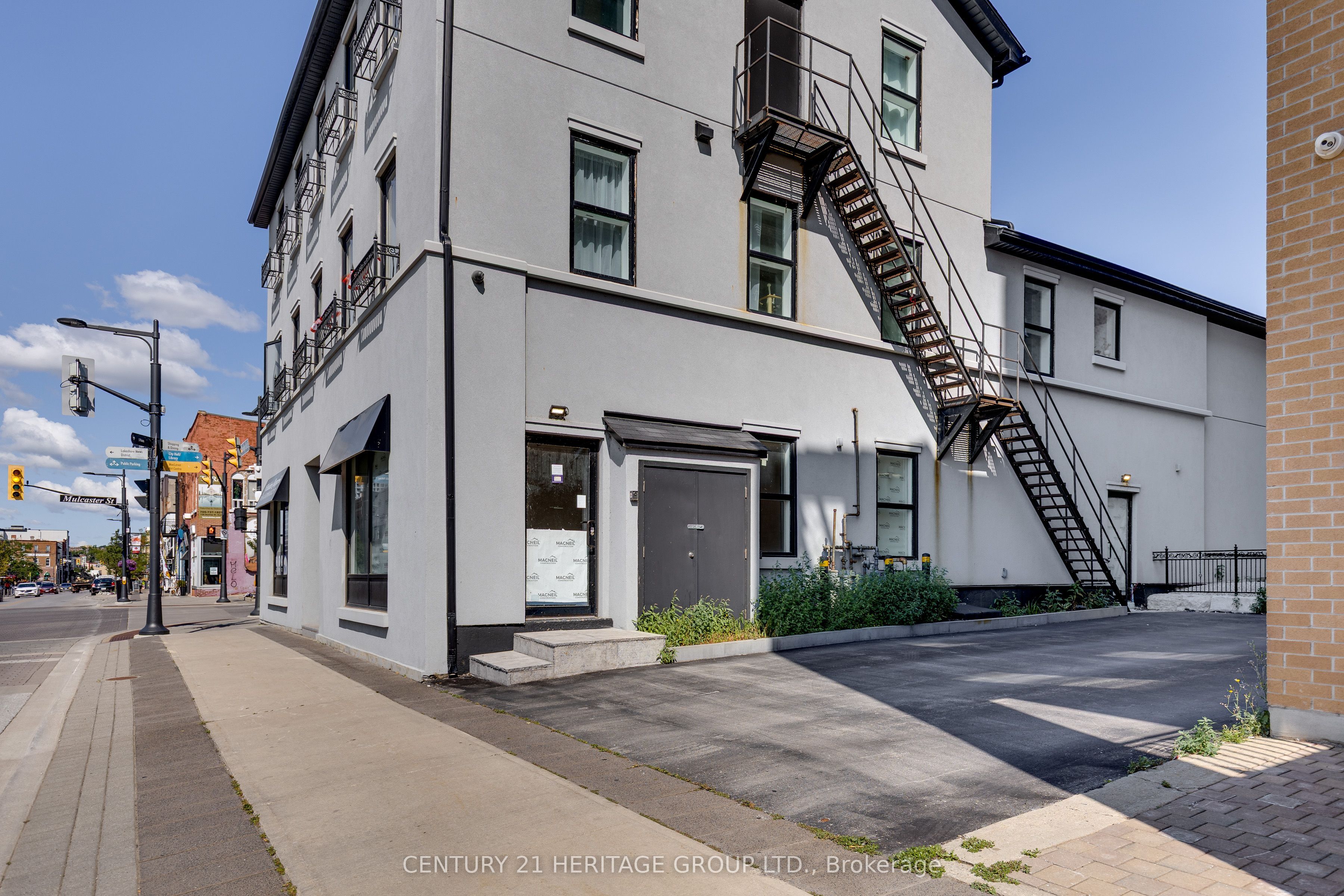 Unit 203 - 130 Dunlop Street, Barrie 3