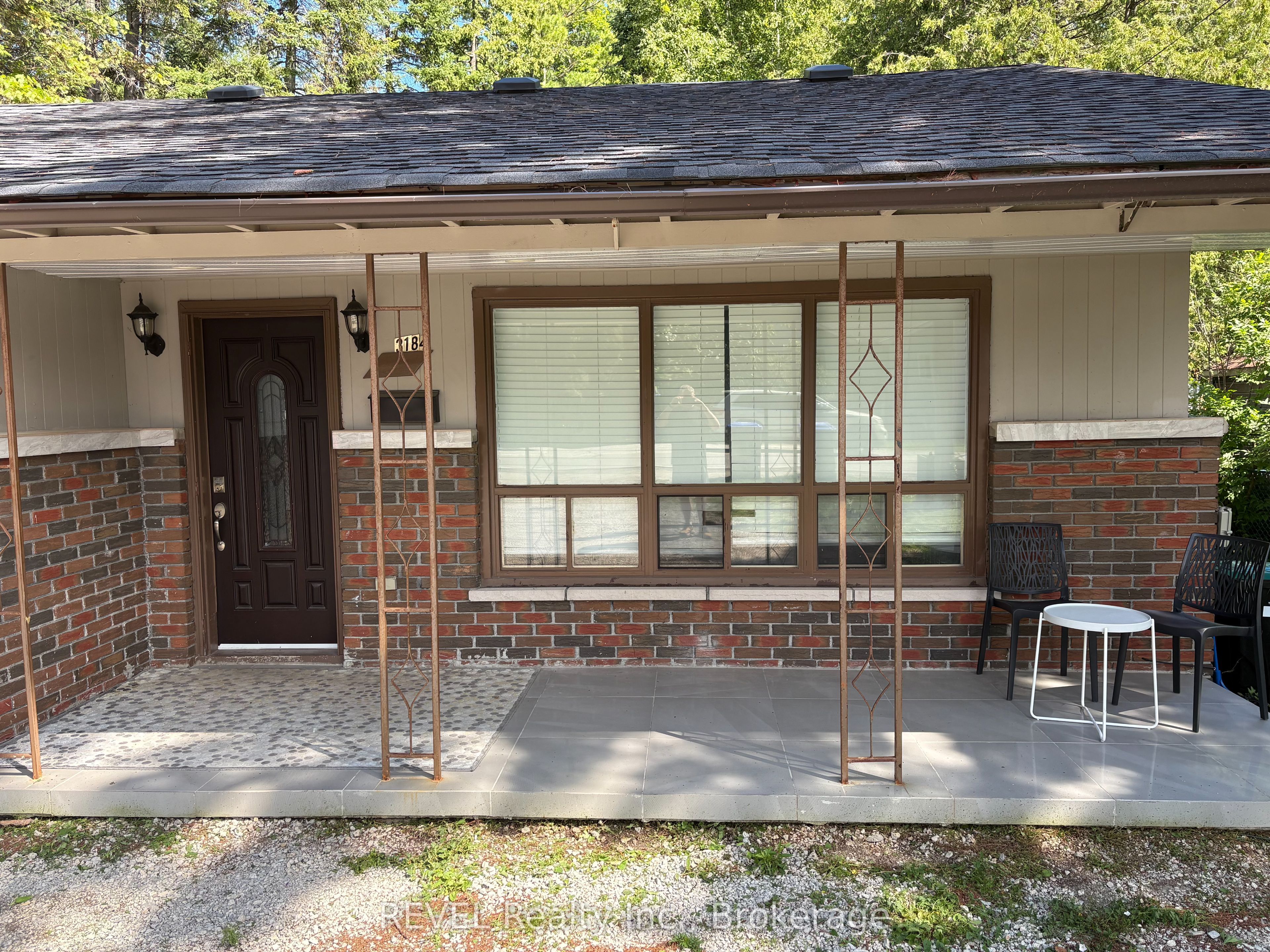 3184 Mosley Street, Wasaga Beach 3