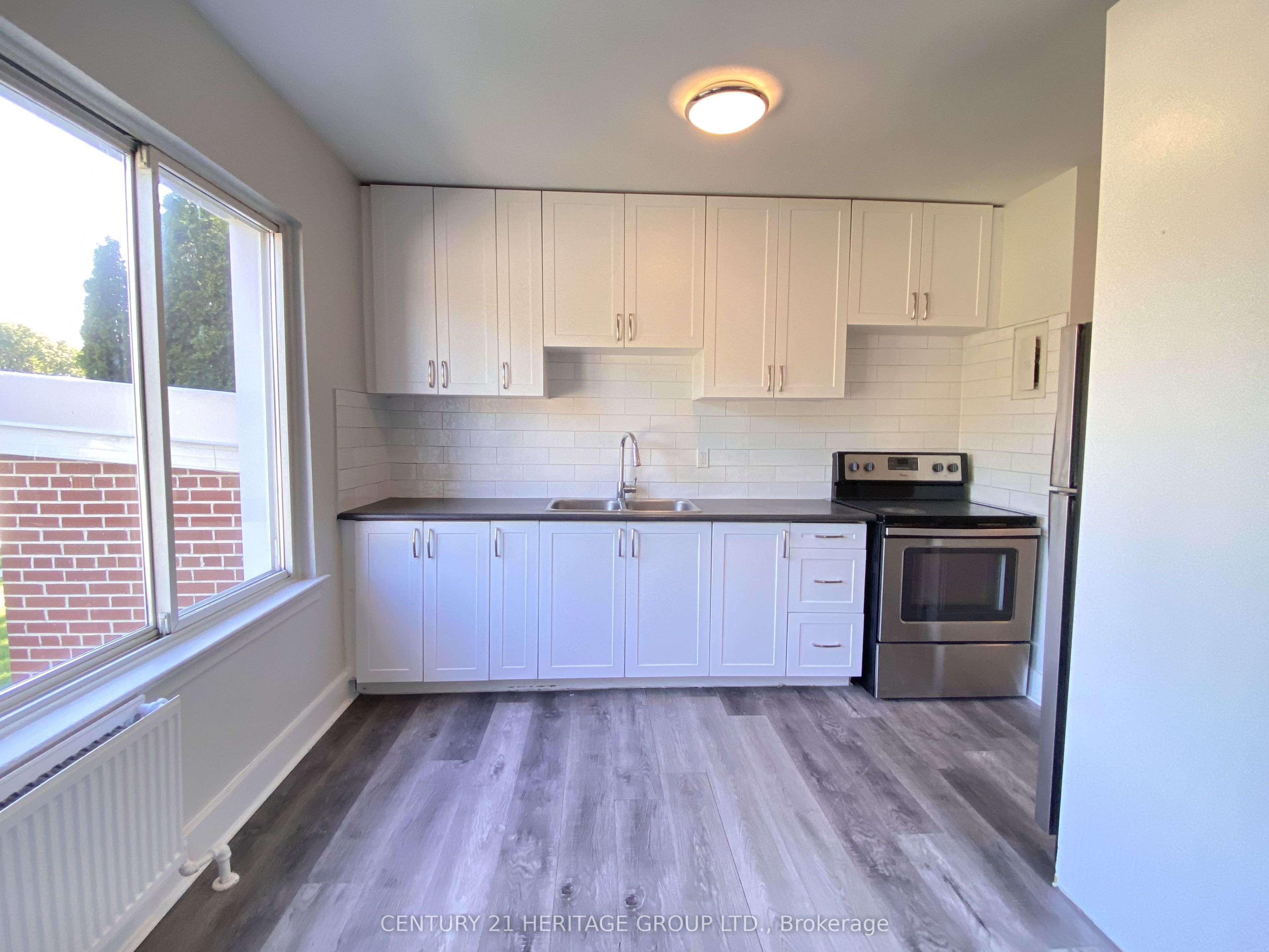 Unit 8 - 174 Grove Street E, Barrie 4