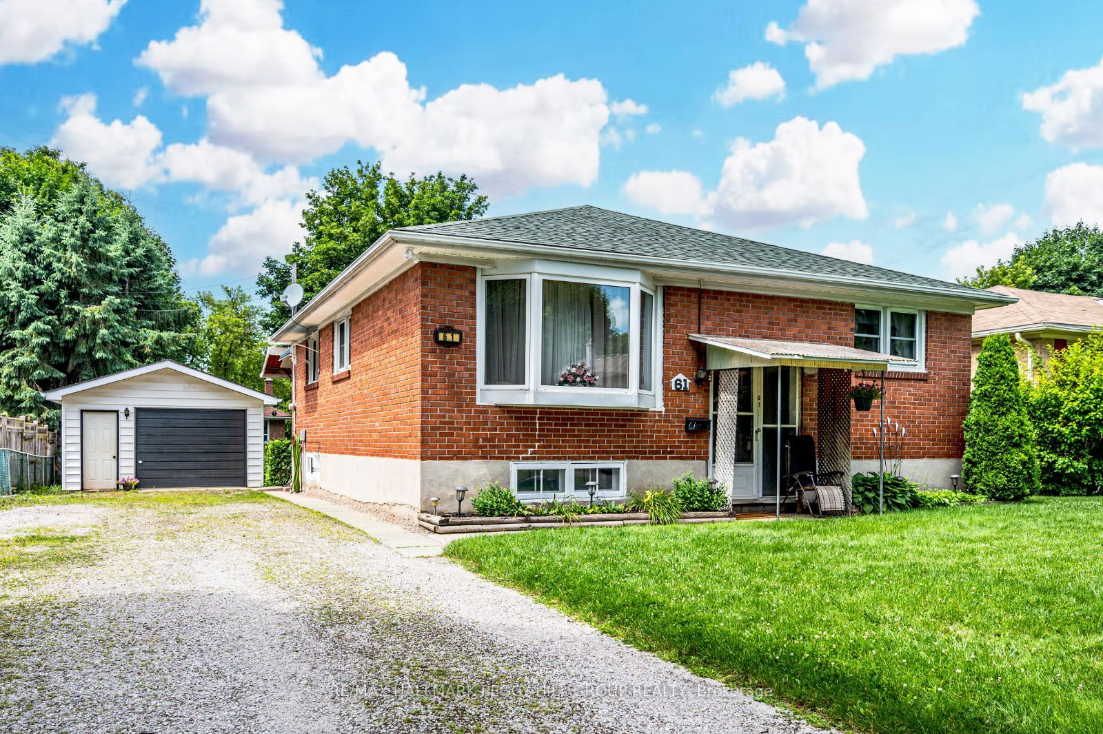 61 Oakley Park Sq, Barrie, Ontario L4M2K3 Sold History HouseSigma