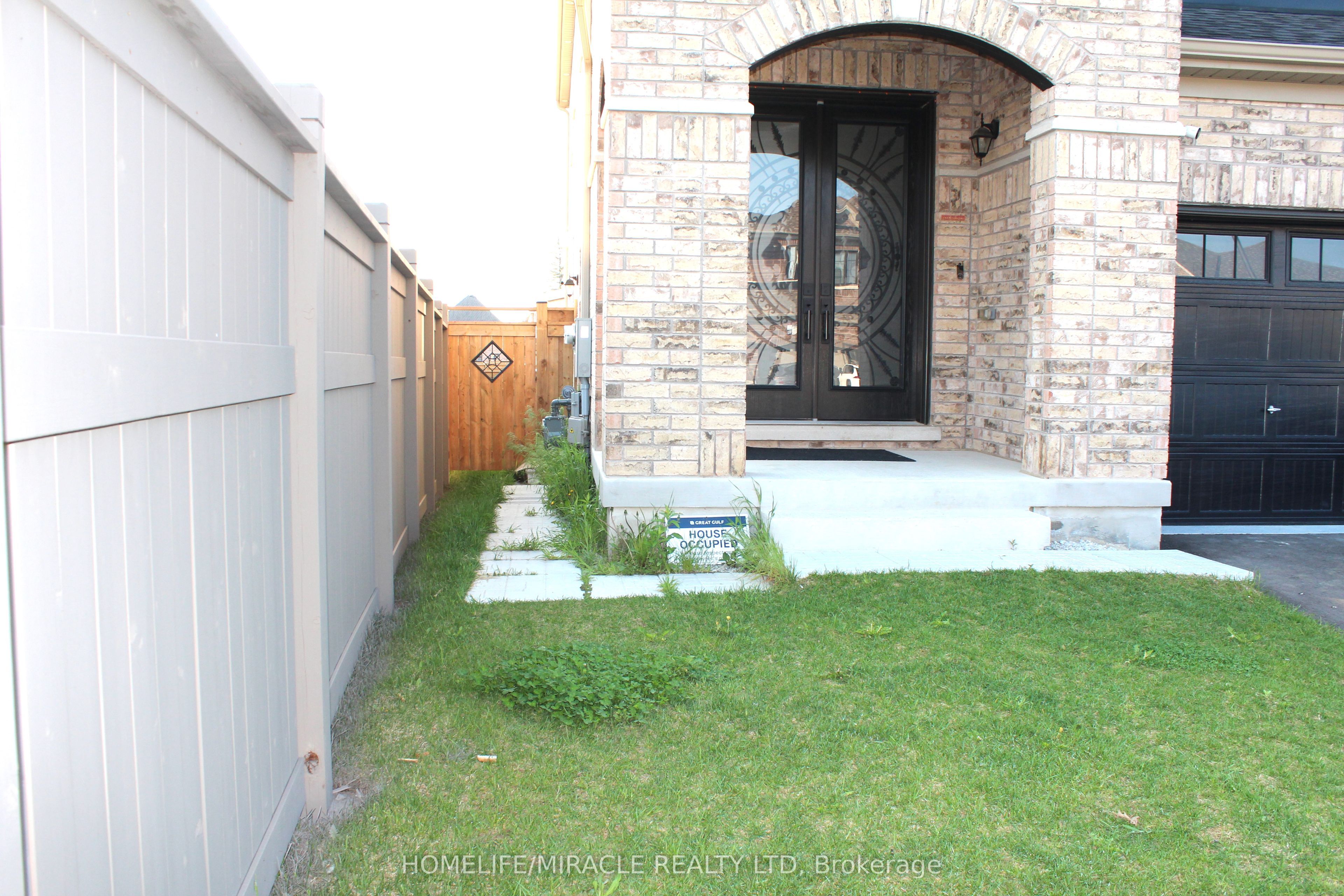 35 Merrimac Drive, Brampton 2