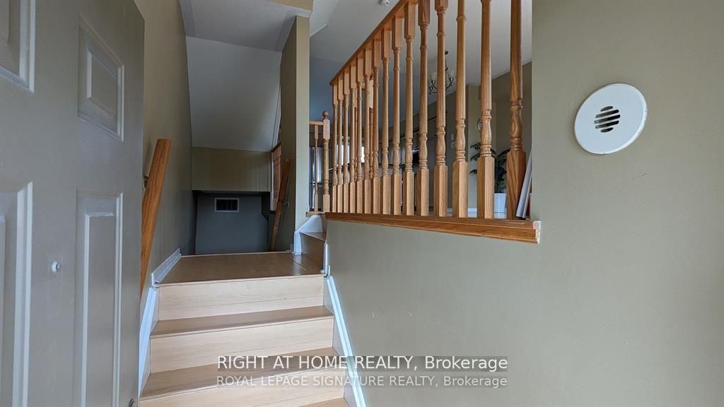 Unit 27 - 4869 Half Moon Grove, Mississauga 4