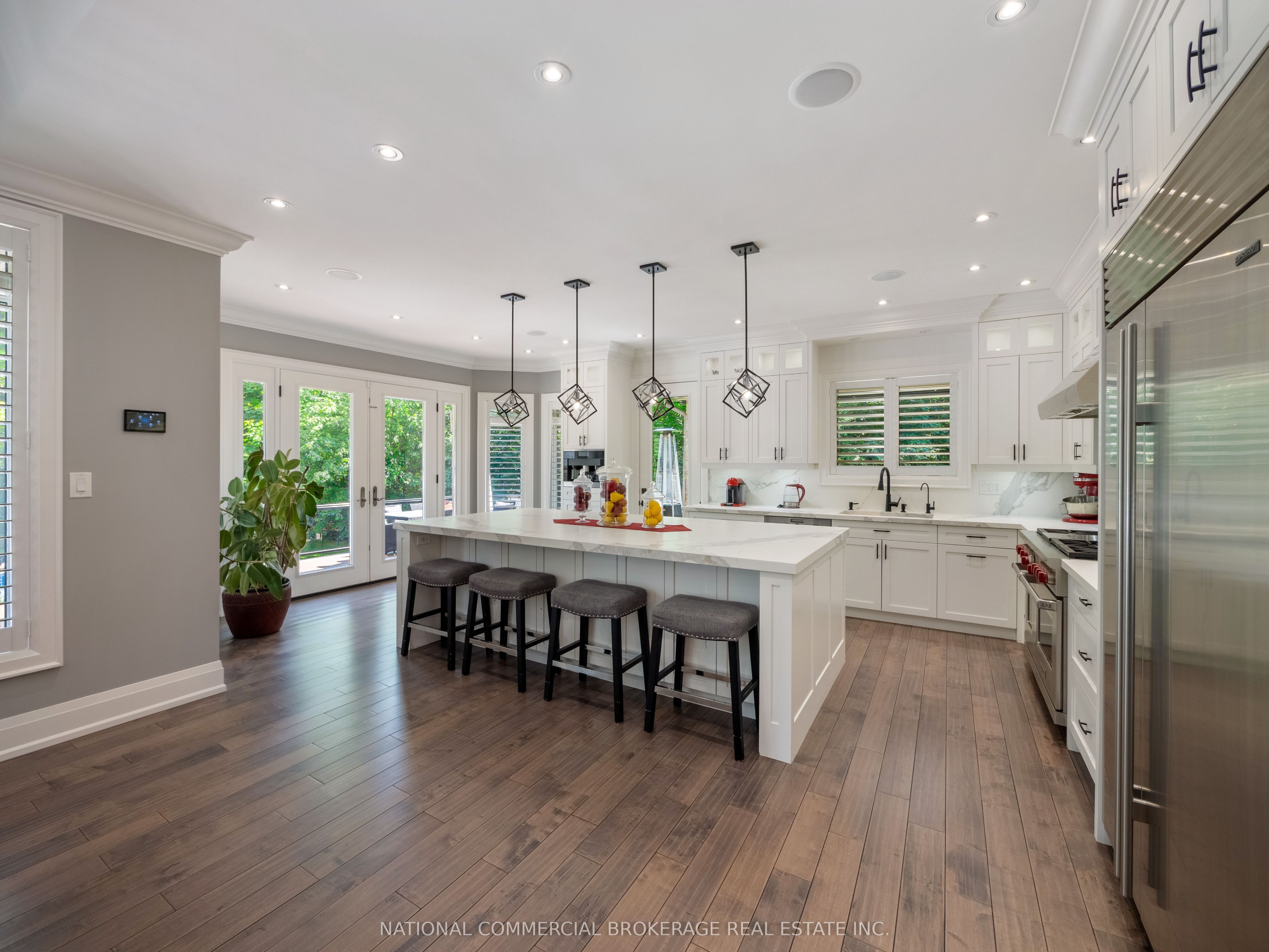 10088 Old Pine Crest Road, Halton Hills 5