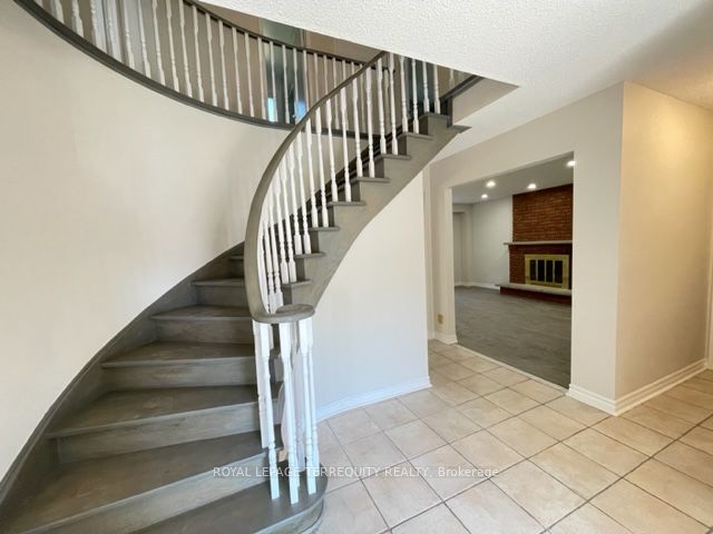 743 Fieldstone Road, Mississauga 3