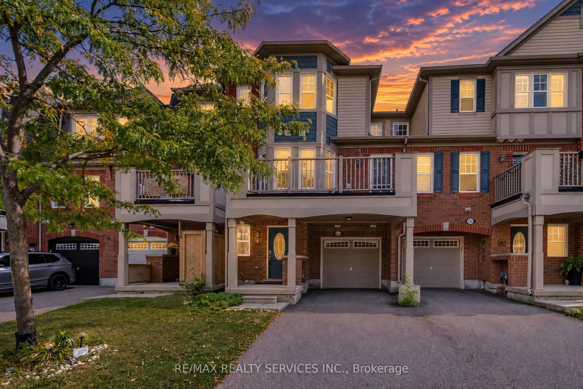 222 Mortimer Crescent, Milton 2