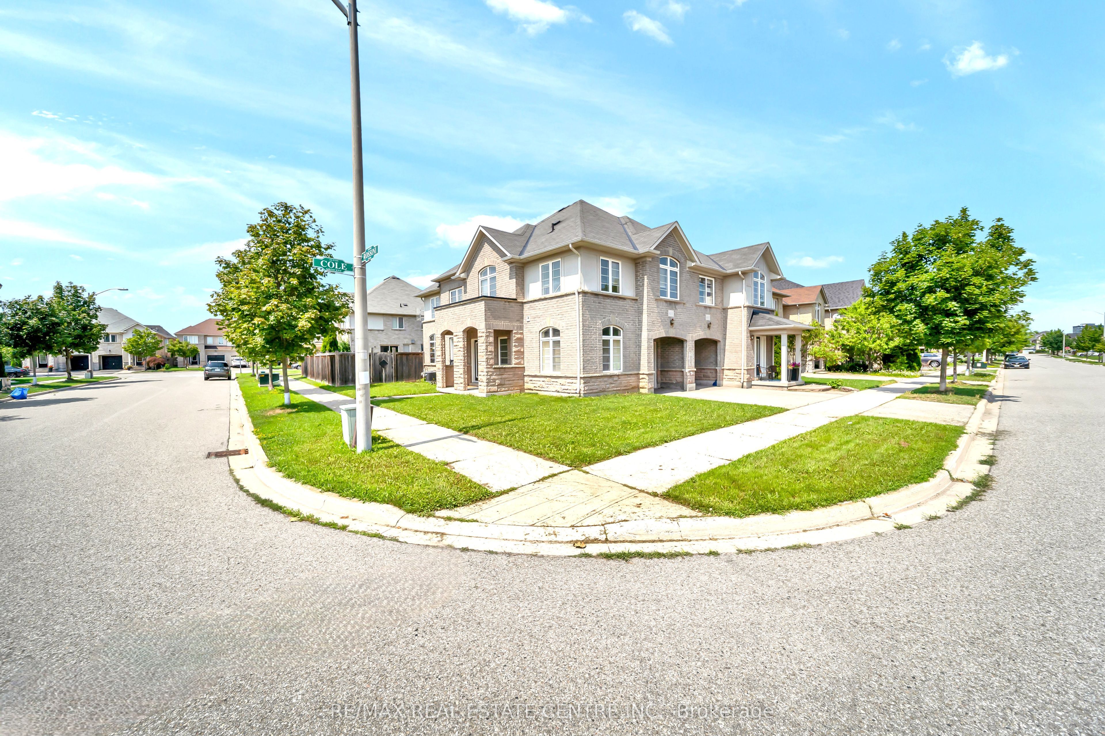 4215 Cole Crescent, Burlington 4