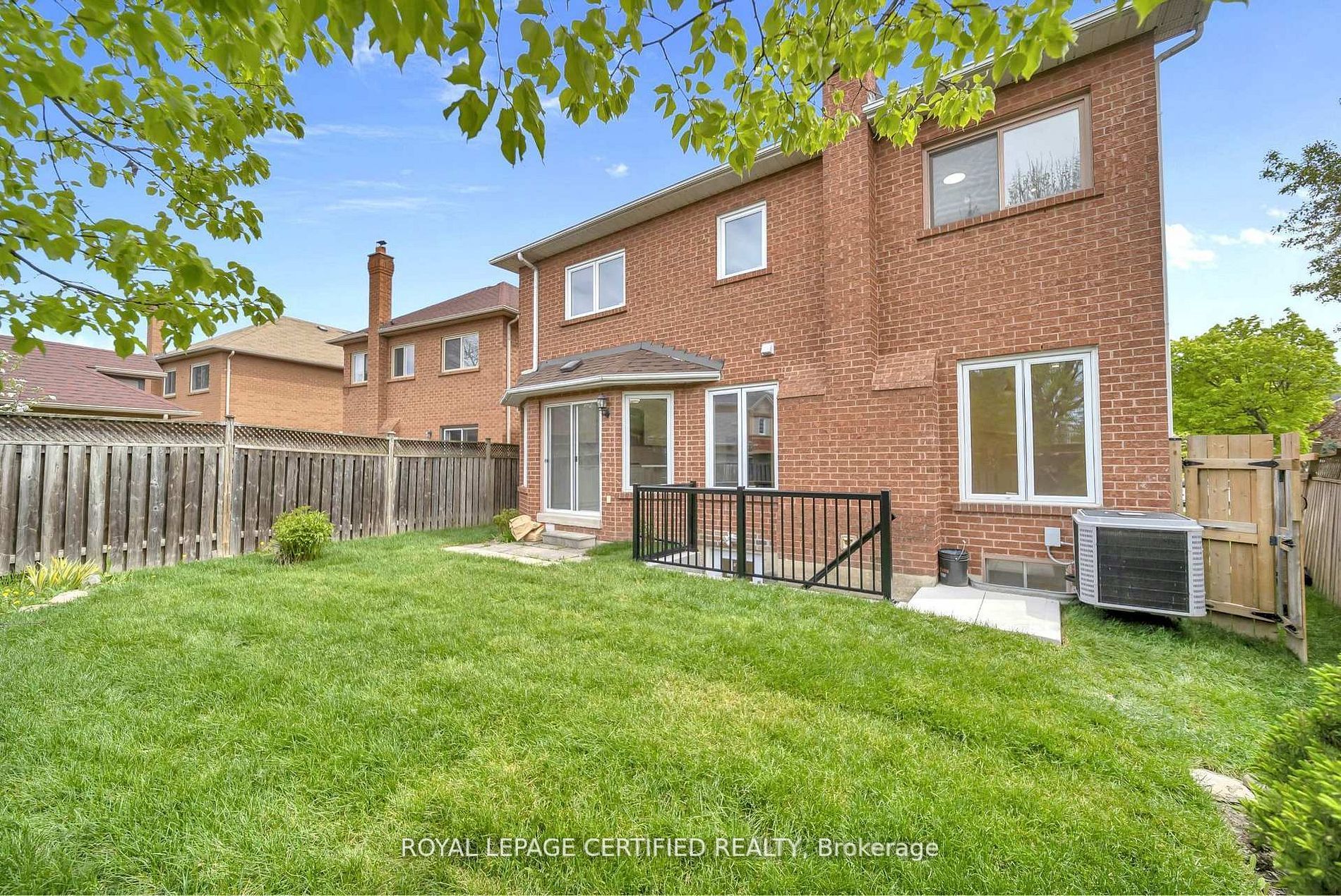 Unit Lower - 5016 Natkarni Crescent, Mississauga 4