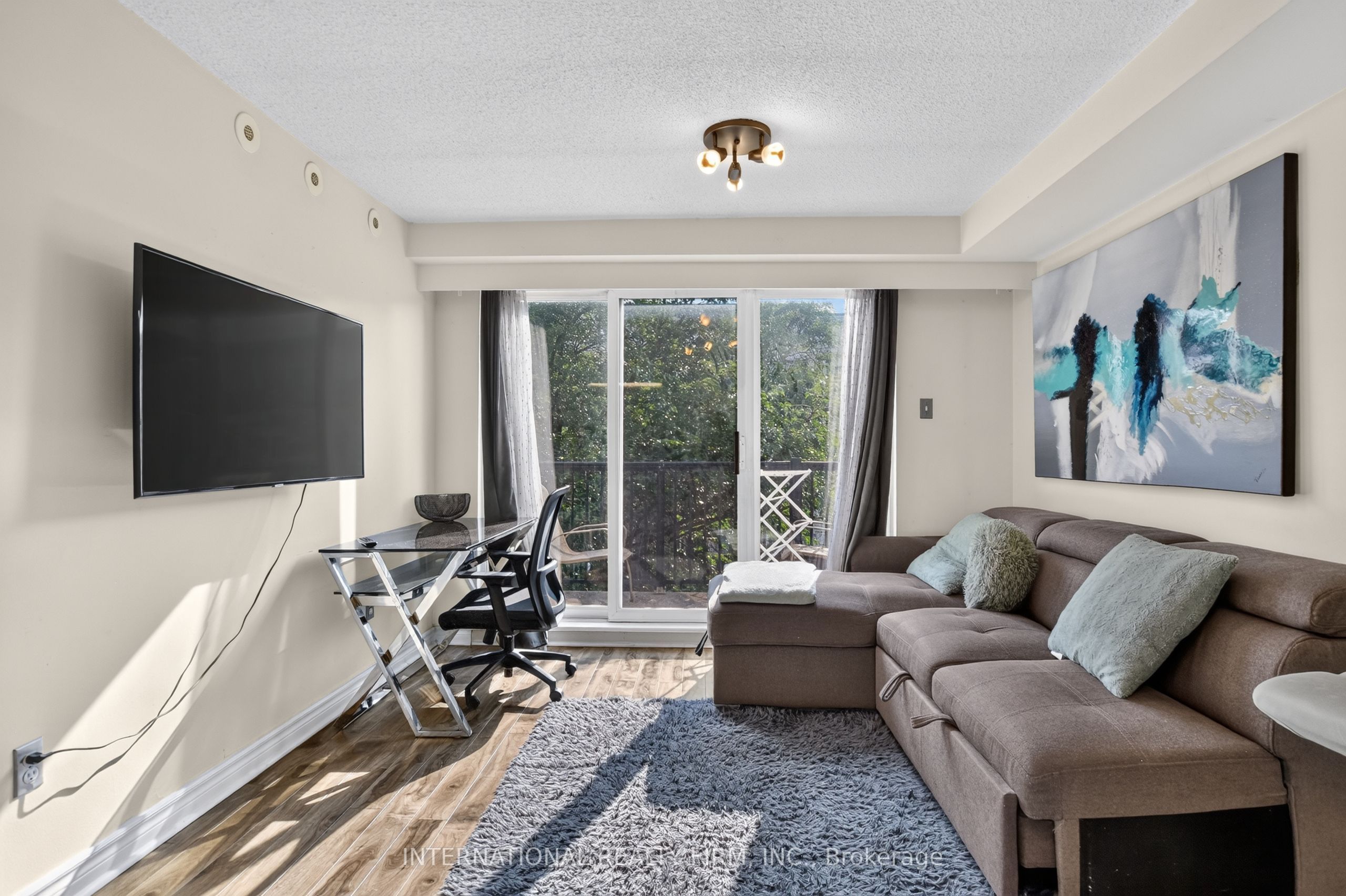 Unit 2088 - 65 George Appleton Way, North York 3