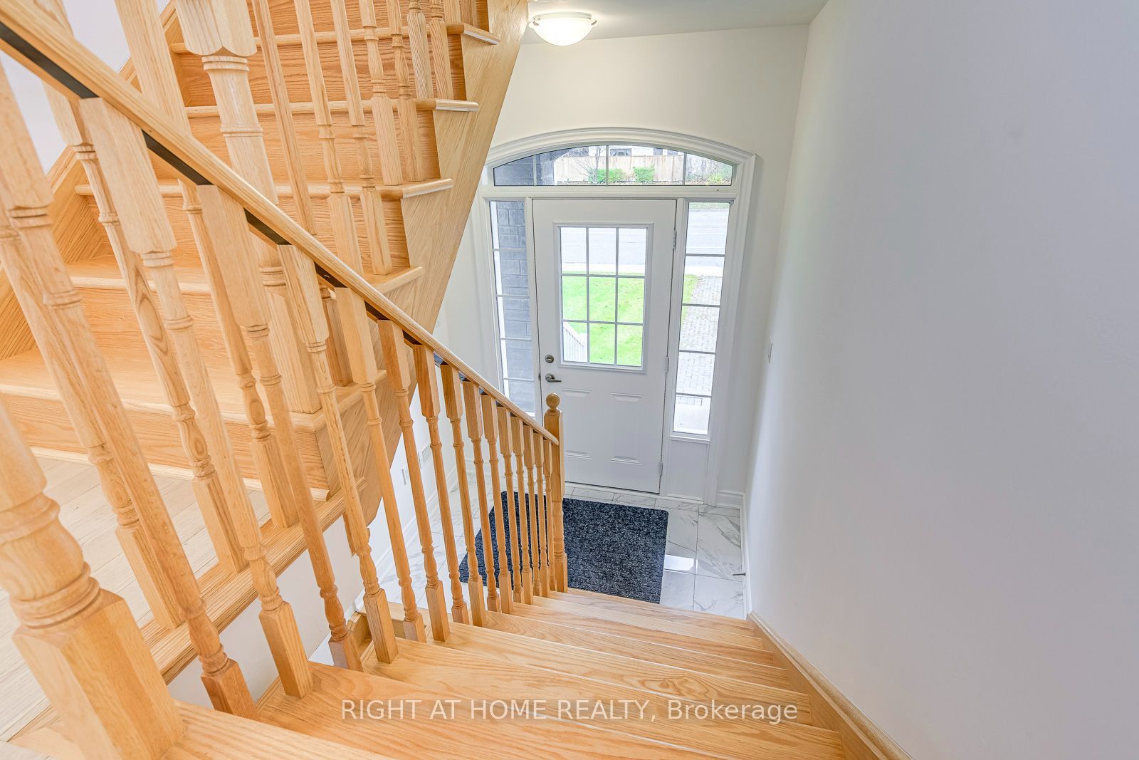 2577 Islington Avenue, Etobicoke 5
