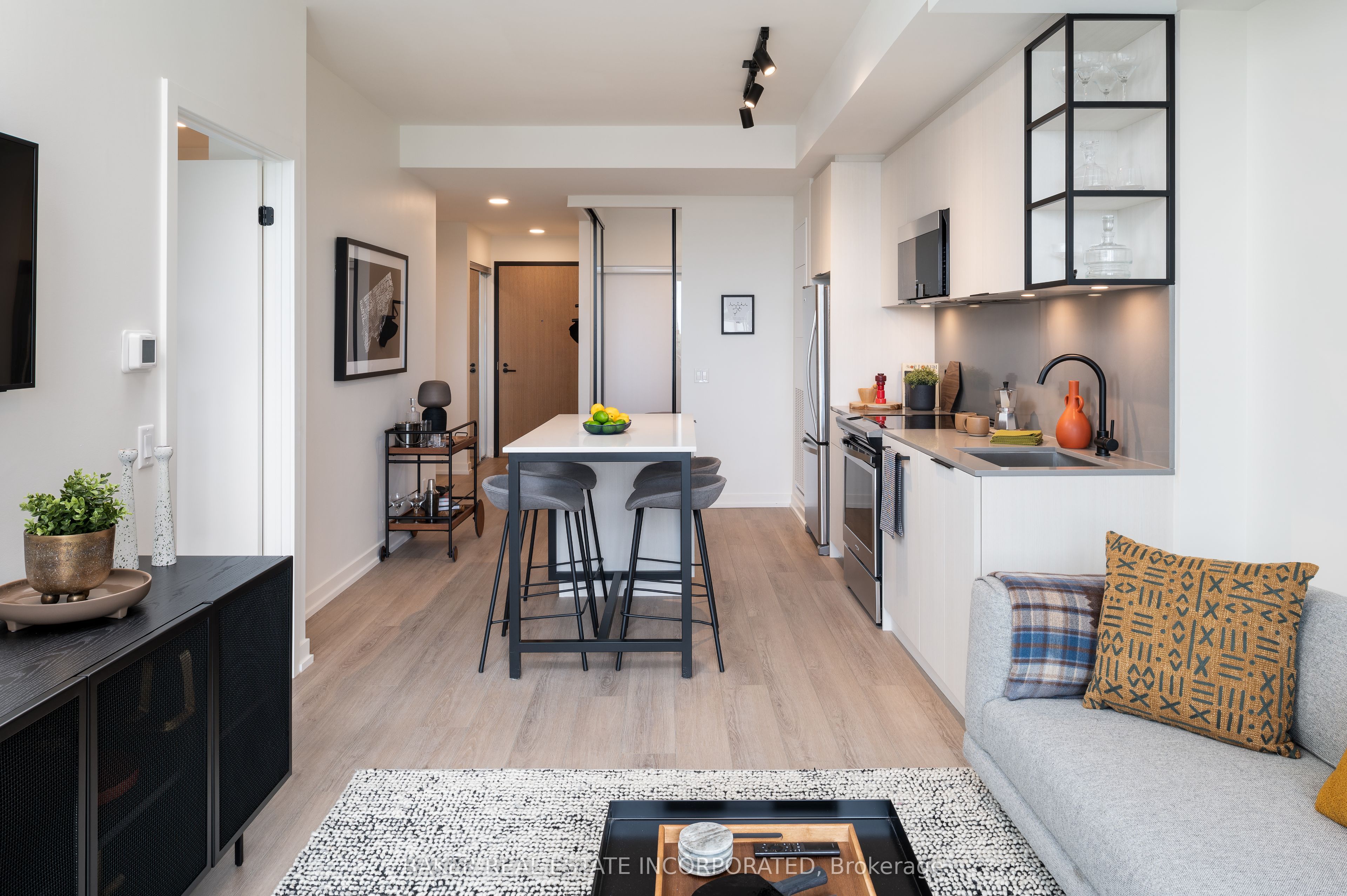 Unit 521 - 740 Dupont Street, Toronto 4
