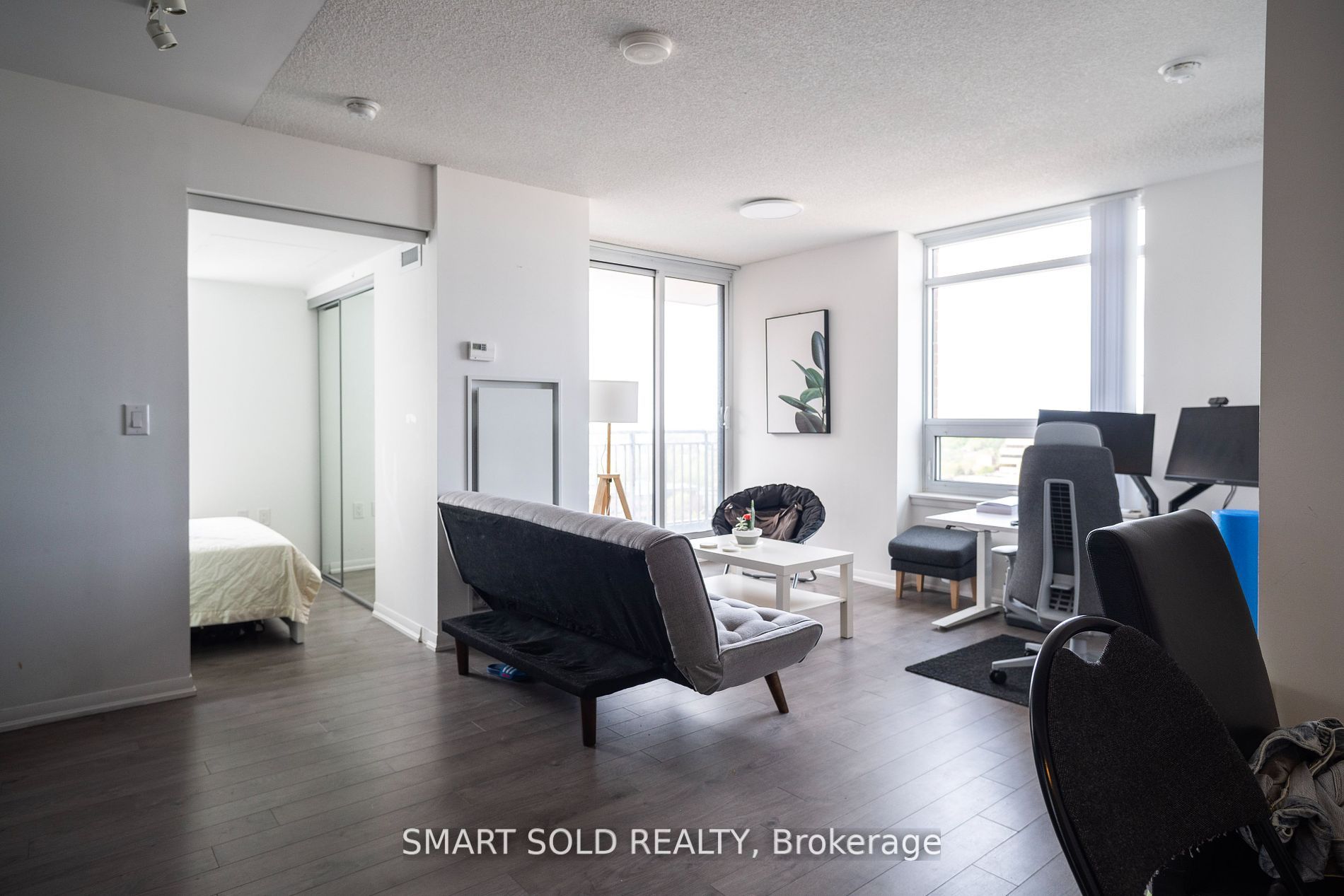 Unit 1212 - 3091 Dufferin Street, North York 3