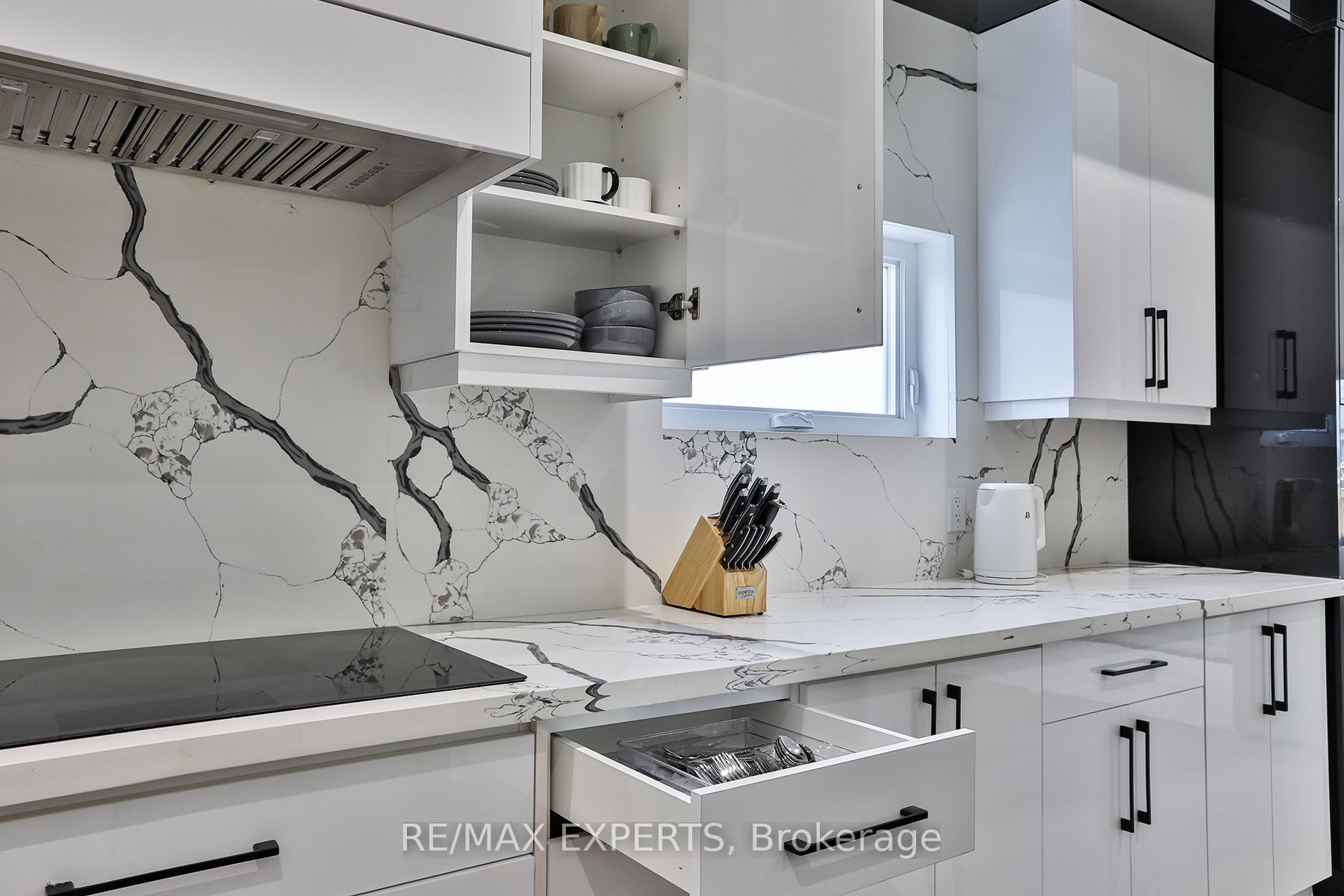 23B Maple Avenue, Mississauga 5
