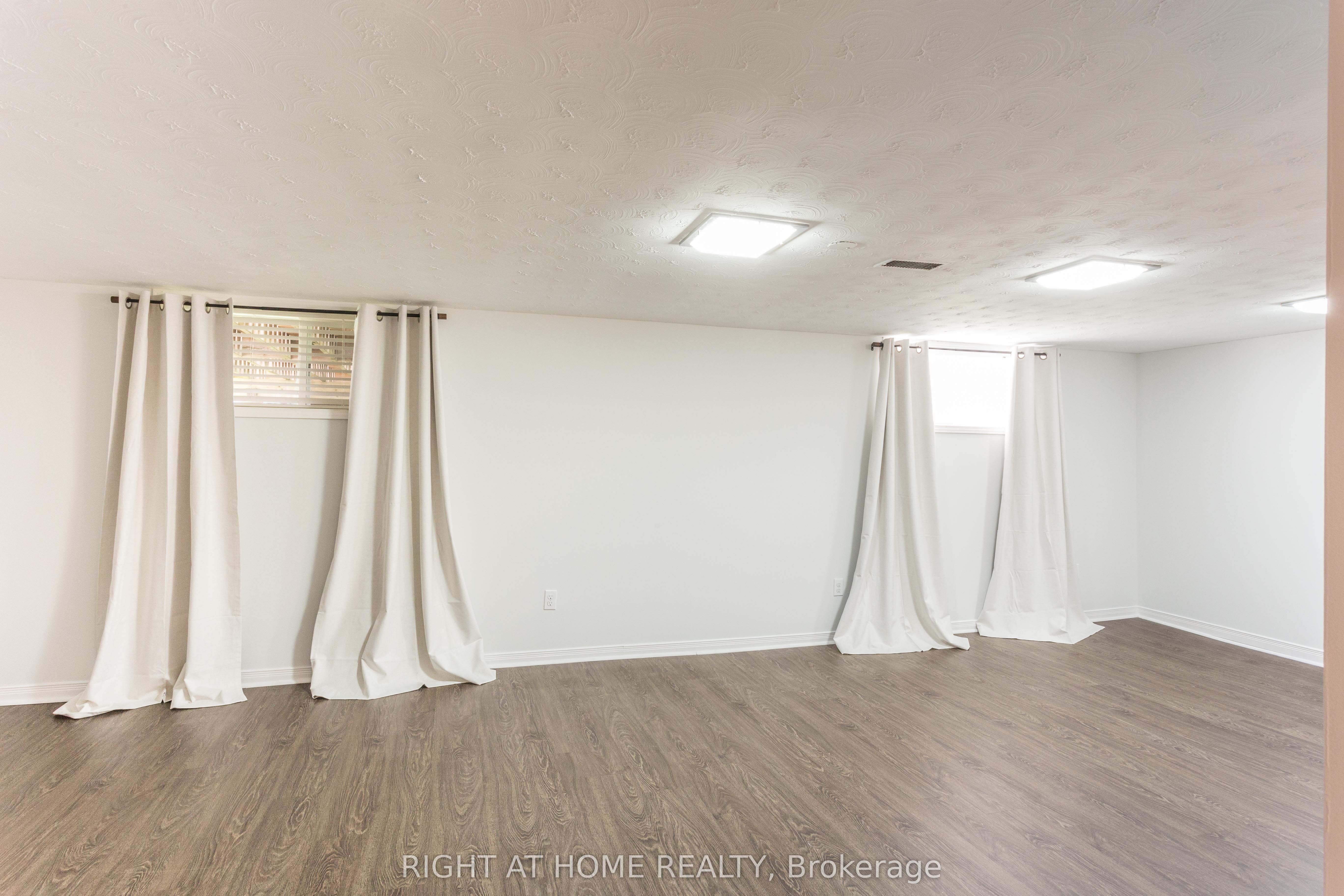 Unit BSMT - 30 Northampton Drive, Etobicoke 5