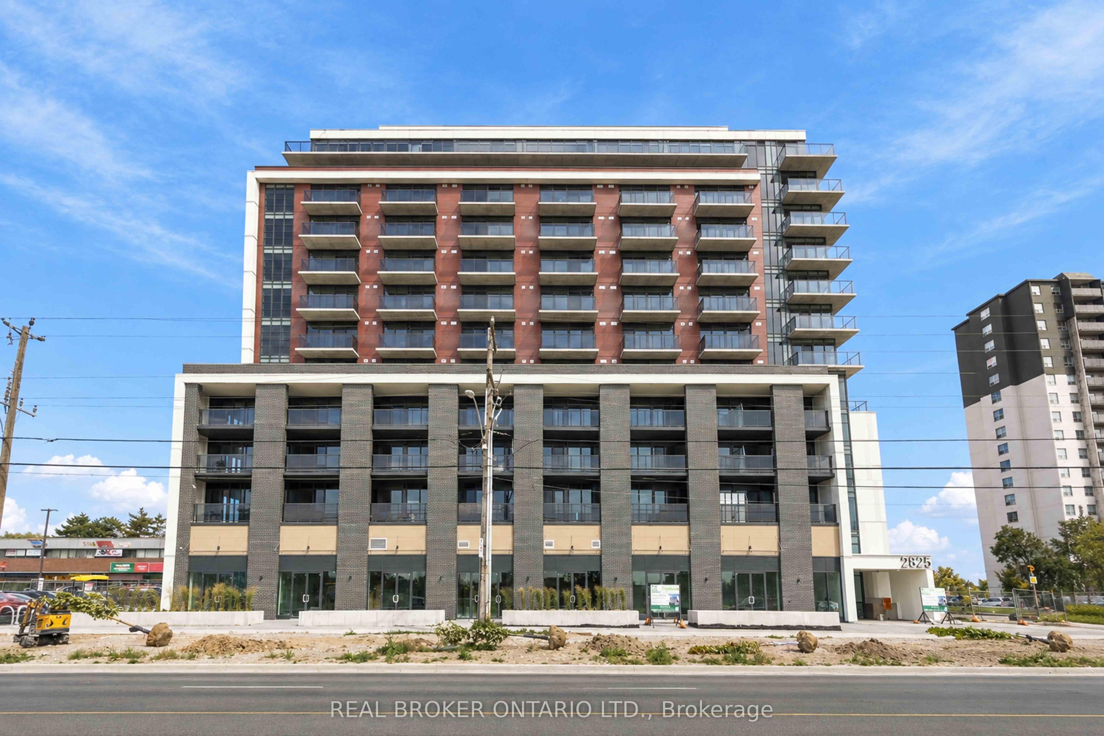 Unit 915 - 2825 Jane Street, North York 3
