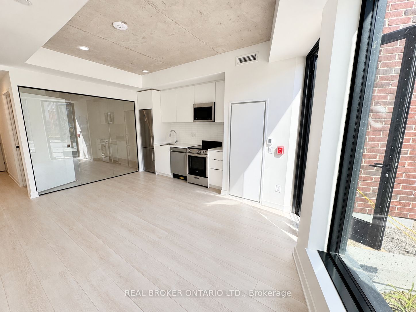 Unit 103 - 1 Vine Avenue, Toronto 5