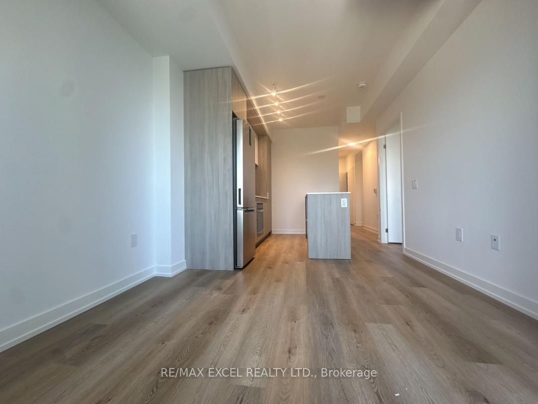 Unit 902 - 395 SQUARE ONE Drive, Mississauga 4